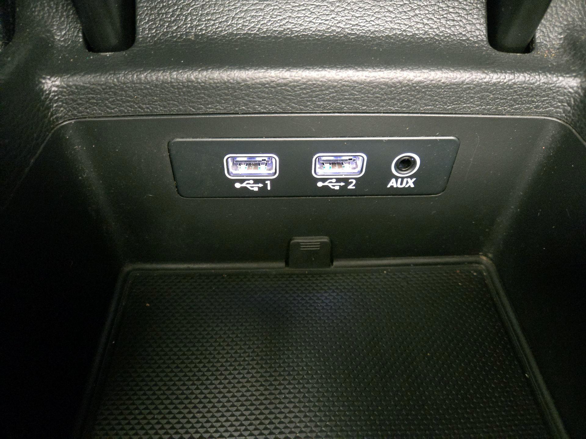 Thumbnail: 2017 Audi A4 - 18