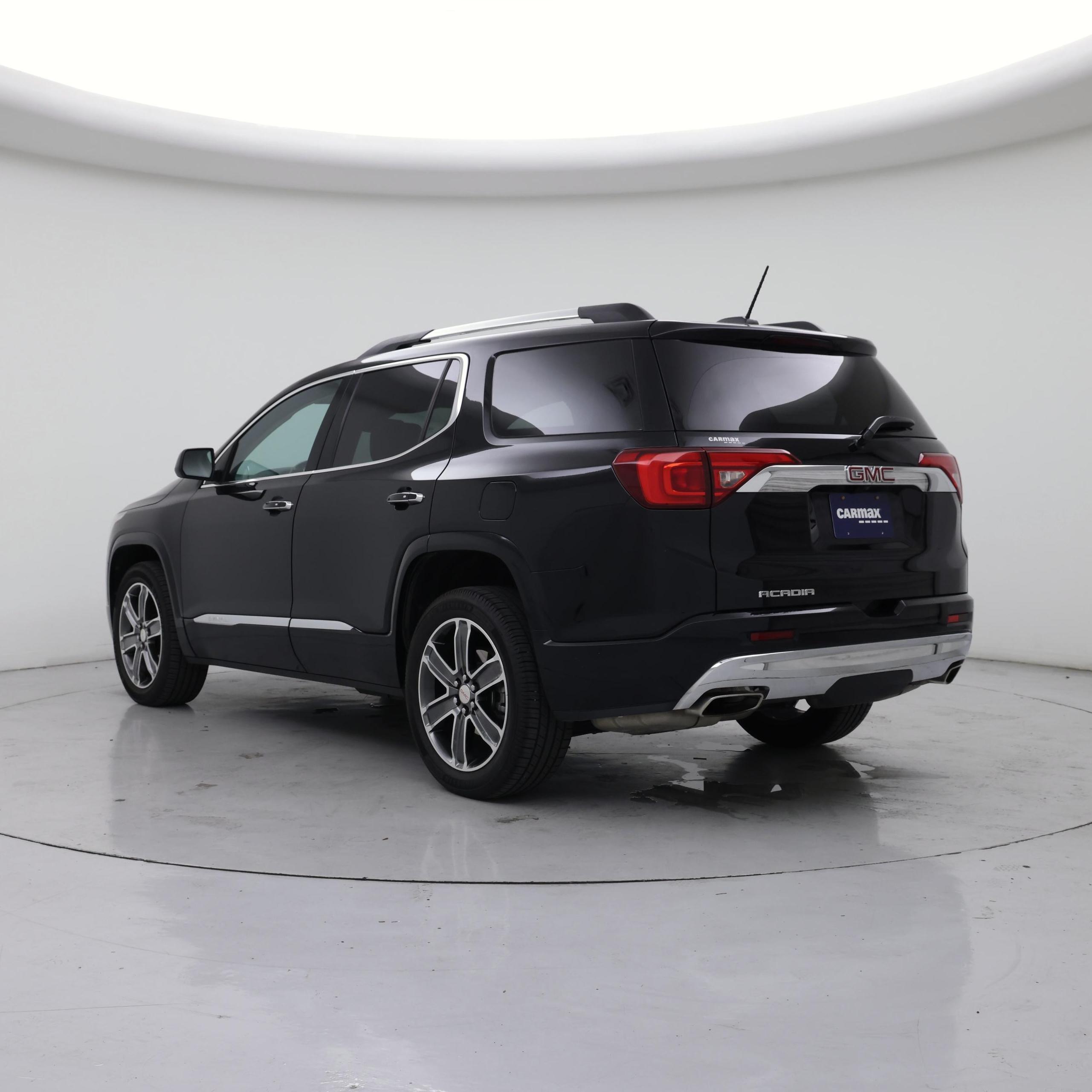 Thumbnail: 2017 GMC Acadia - 2