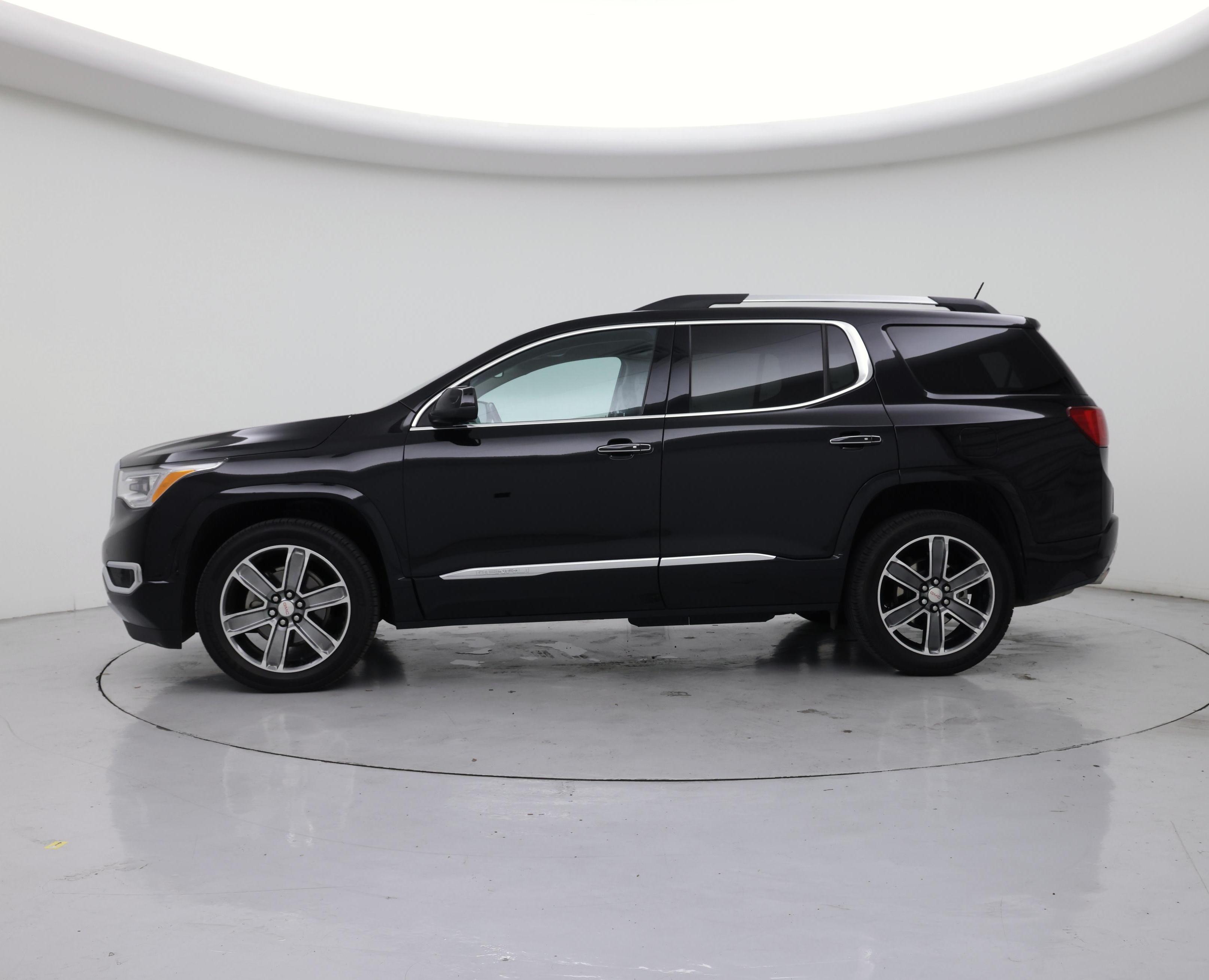 Thumbnail: 2017 GMC Acadia - 3