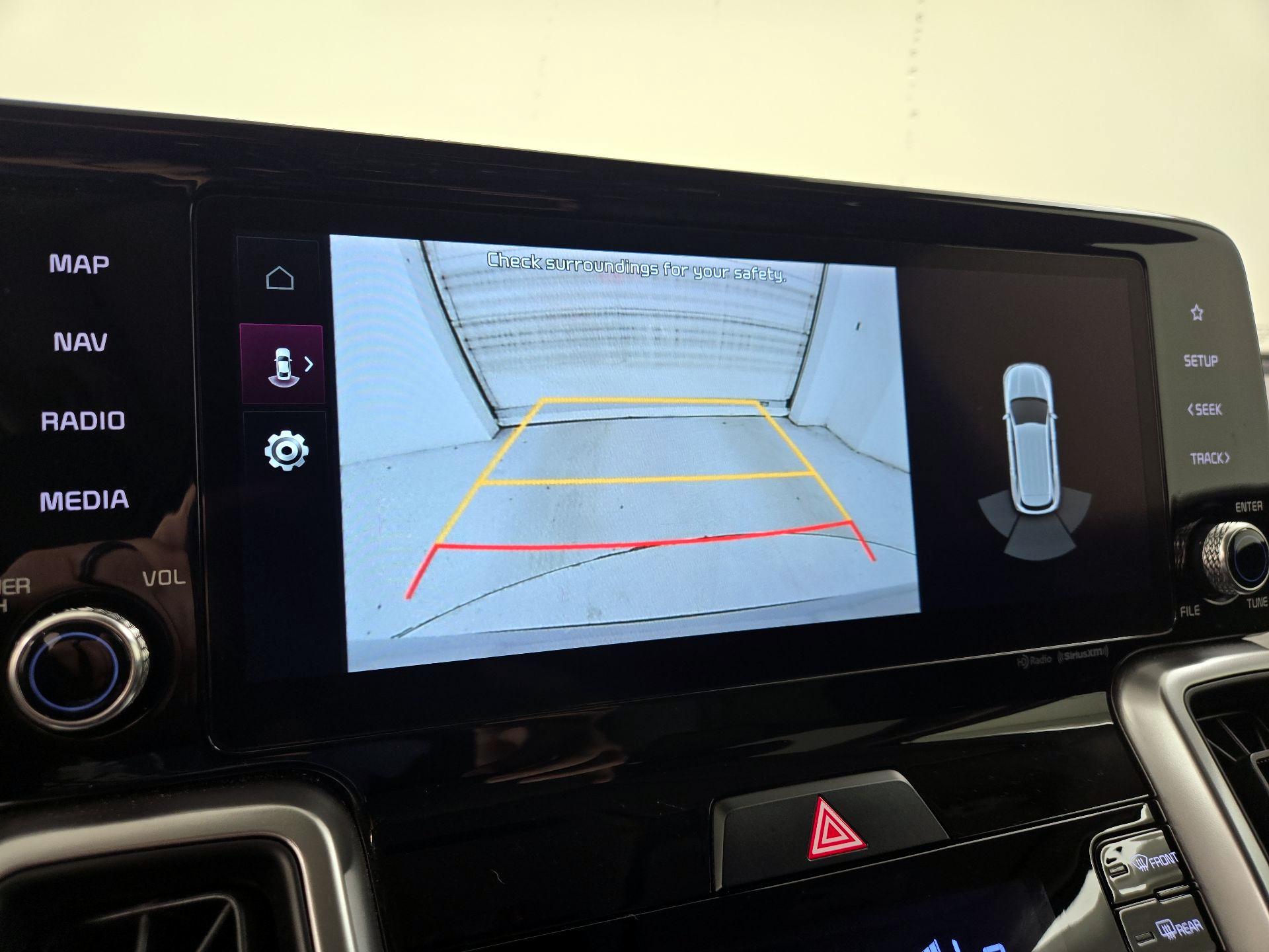 Thumbnail: 2022 Kia Sorento - 15