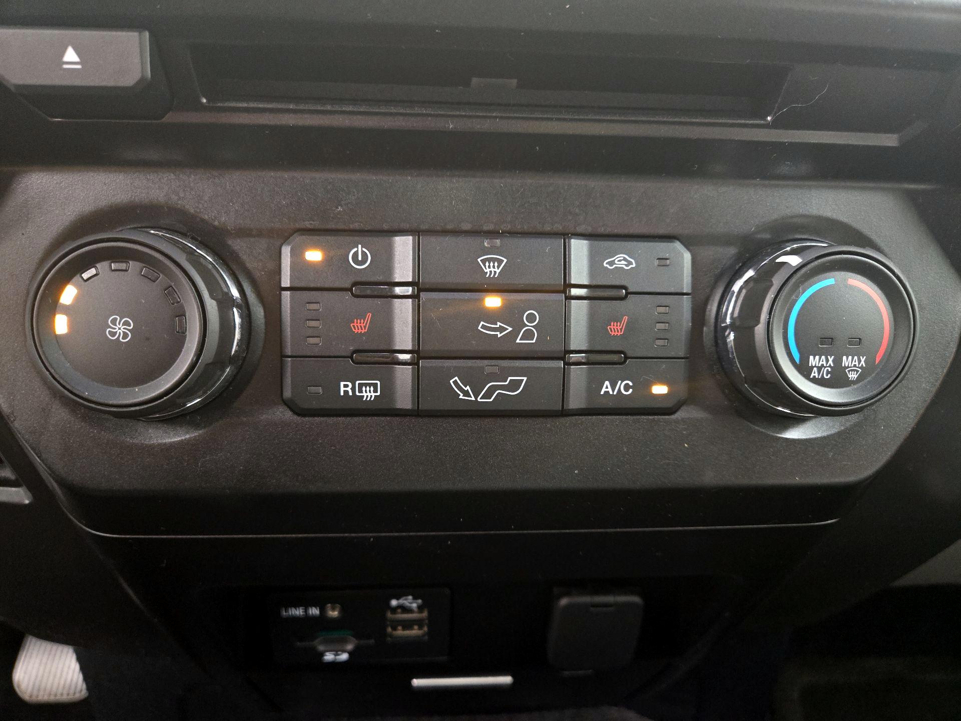 Thumbnail: 2015 Ford F-150 - 16