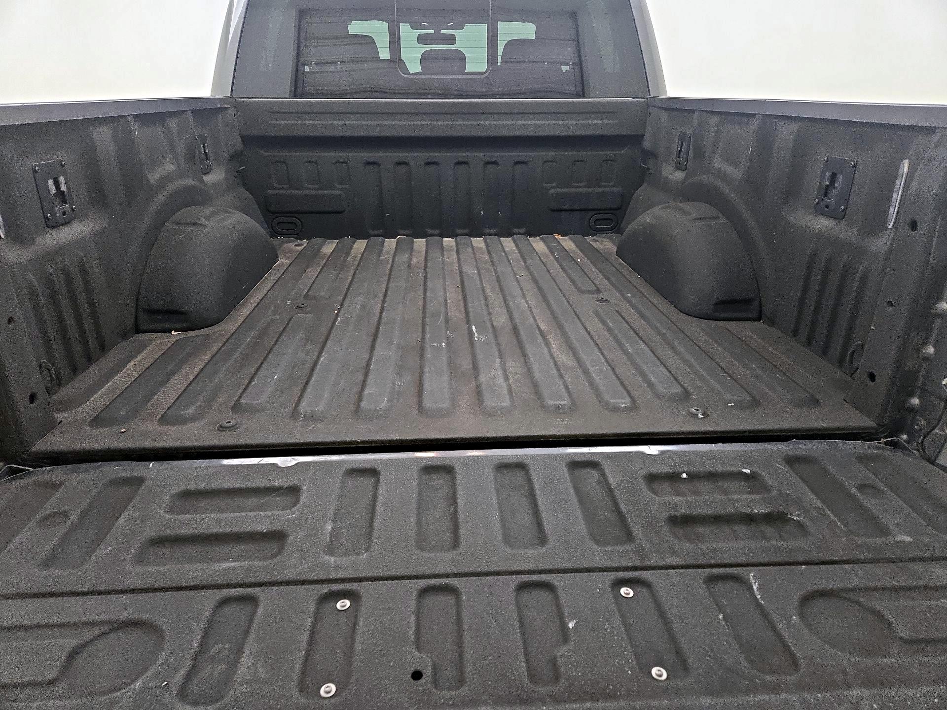 Thumbnail: 2015 Ford F-150 - 20