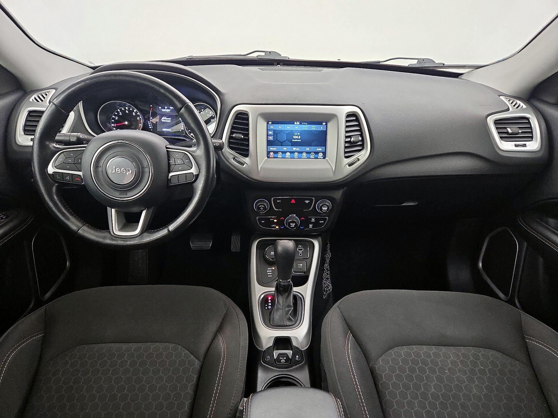 Thumbnail: 2019 Jeep Compass - 9