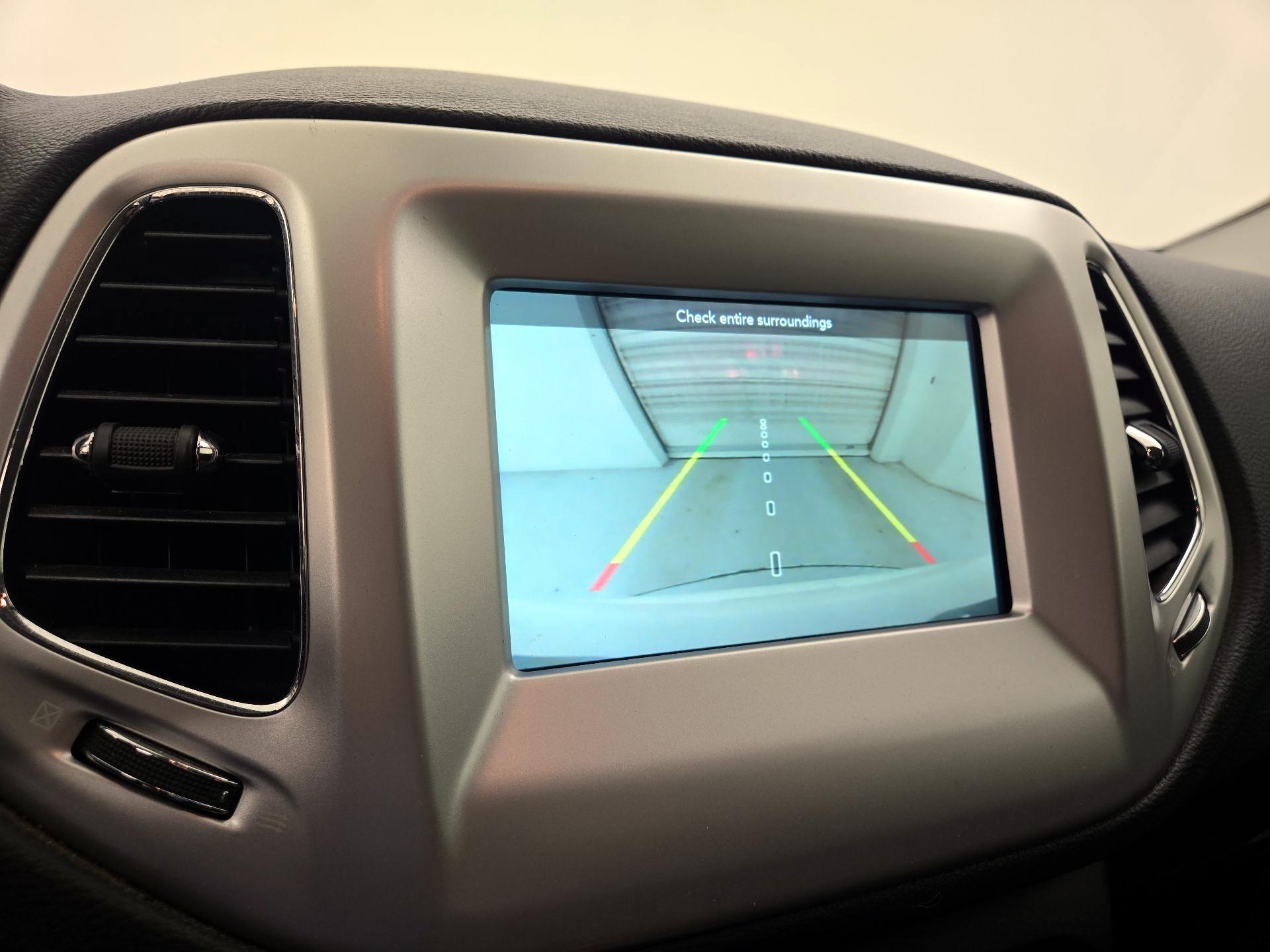 Thumbnail: 2019 Jeep Compass - 14