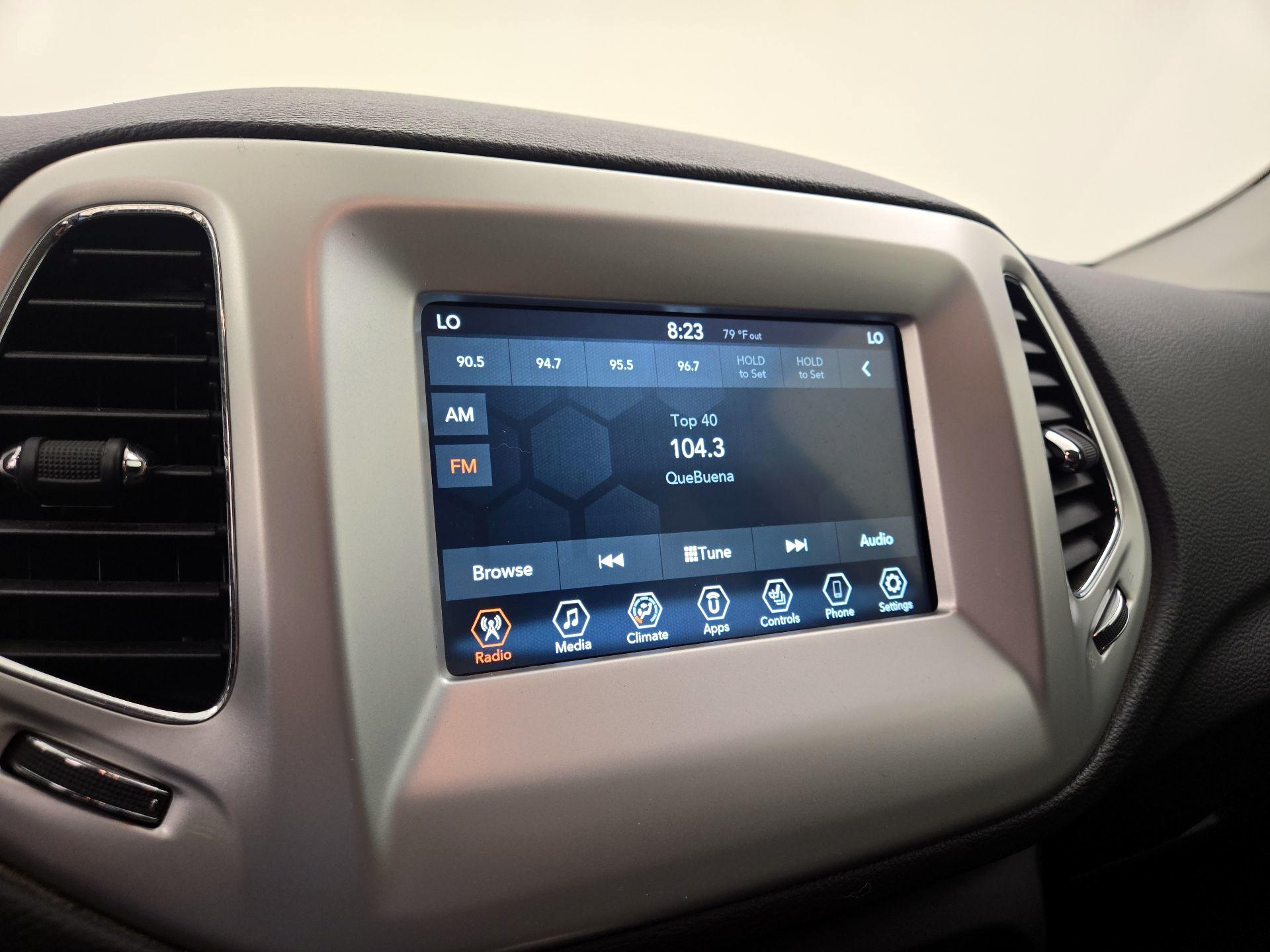 Thumbnail: 2019 Jeep Compass - 15