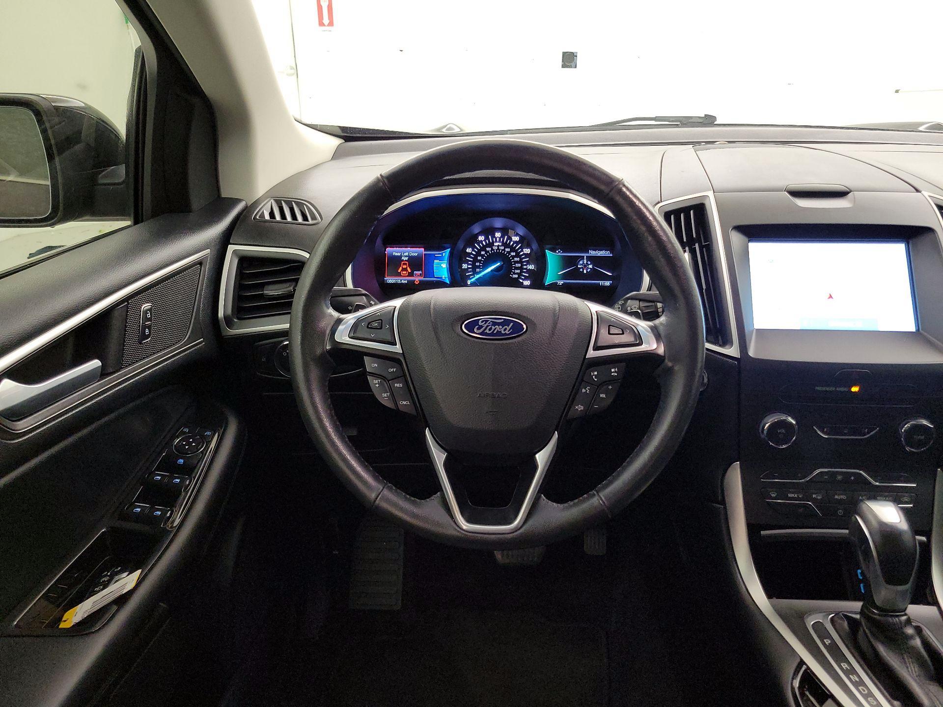 Thumbnail: 2015 Ford Edge - 10