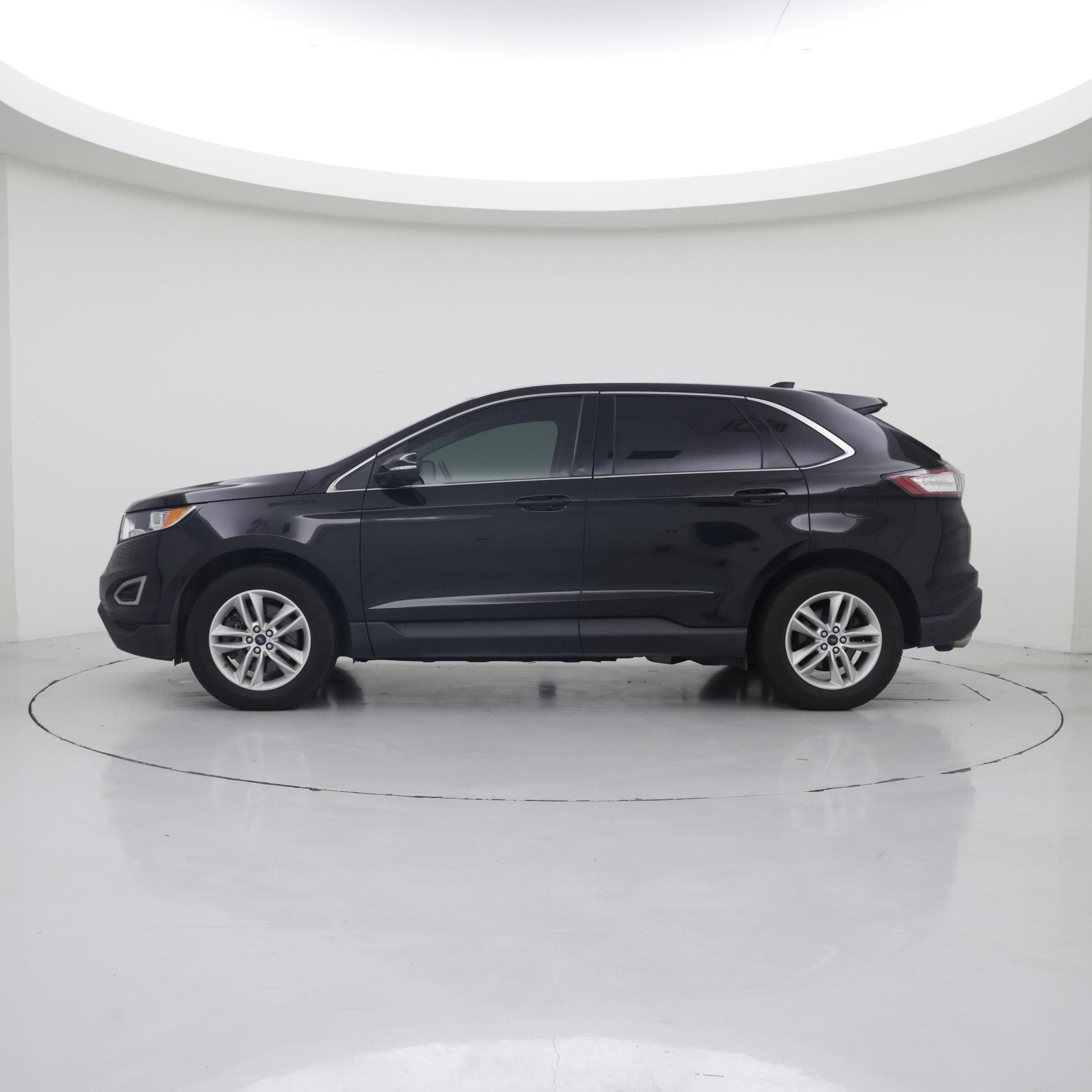 Thumbnail: 2015 Ford Edge - 3