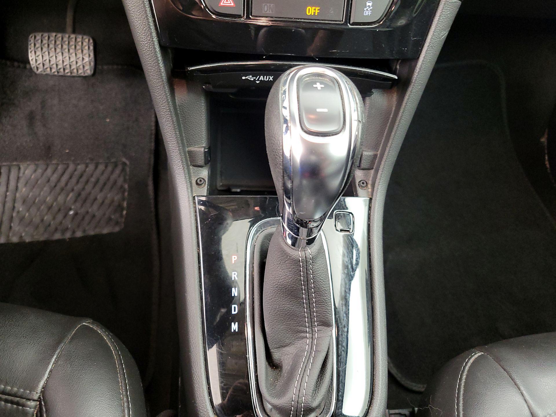 Thumbnail: 2019 Buick Encore - 18