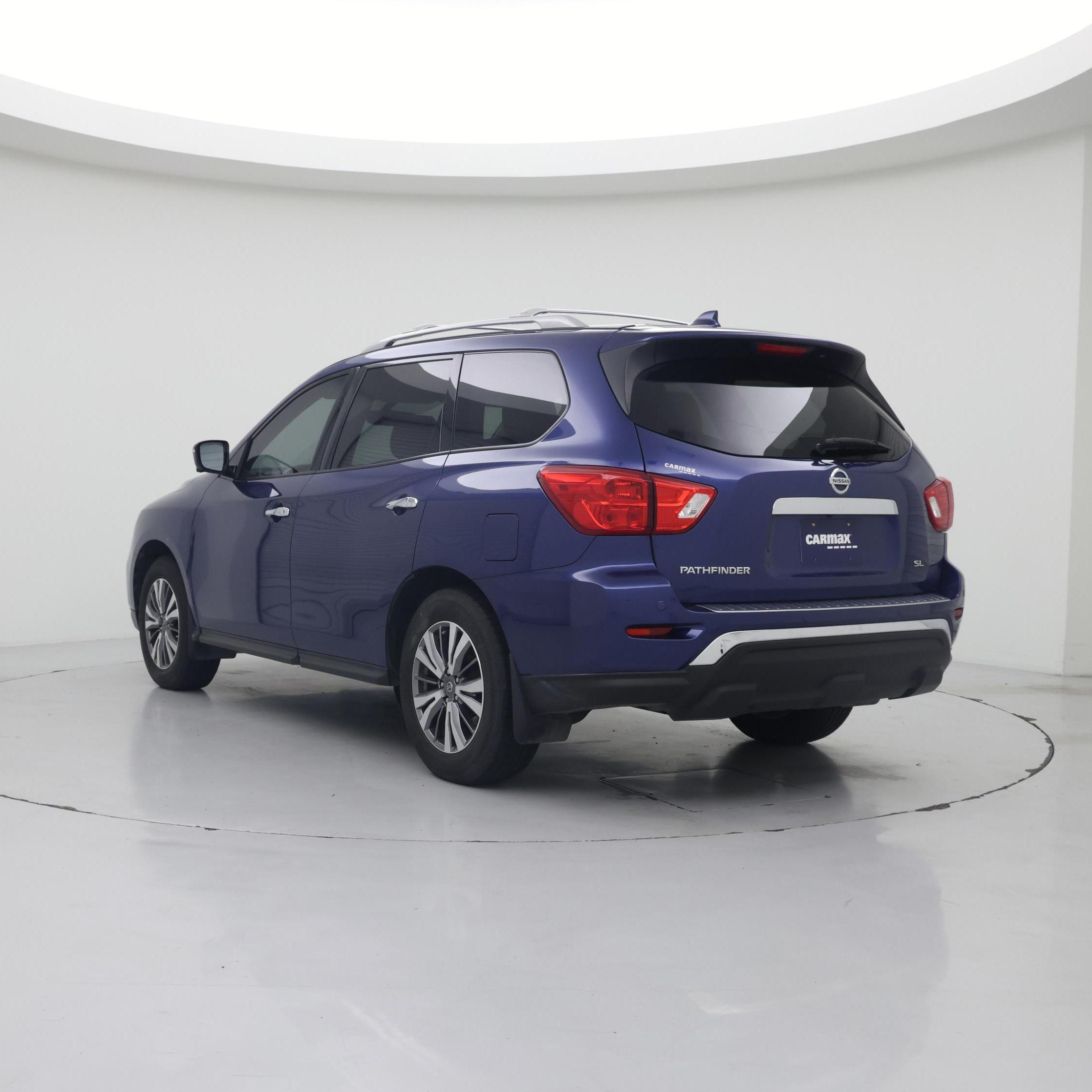 Thumbnail: 2019 Nissan Pathfinder - 2