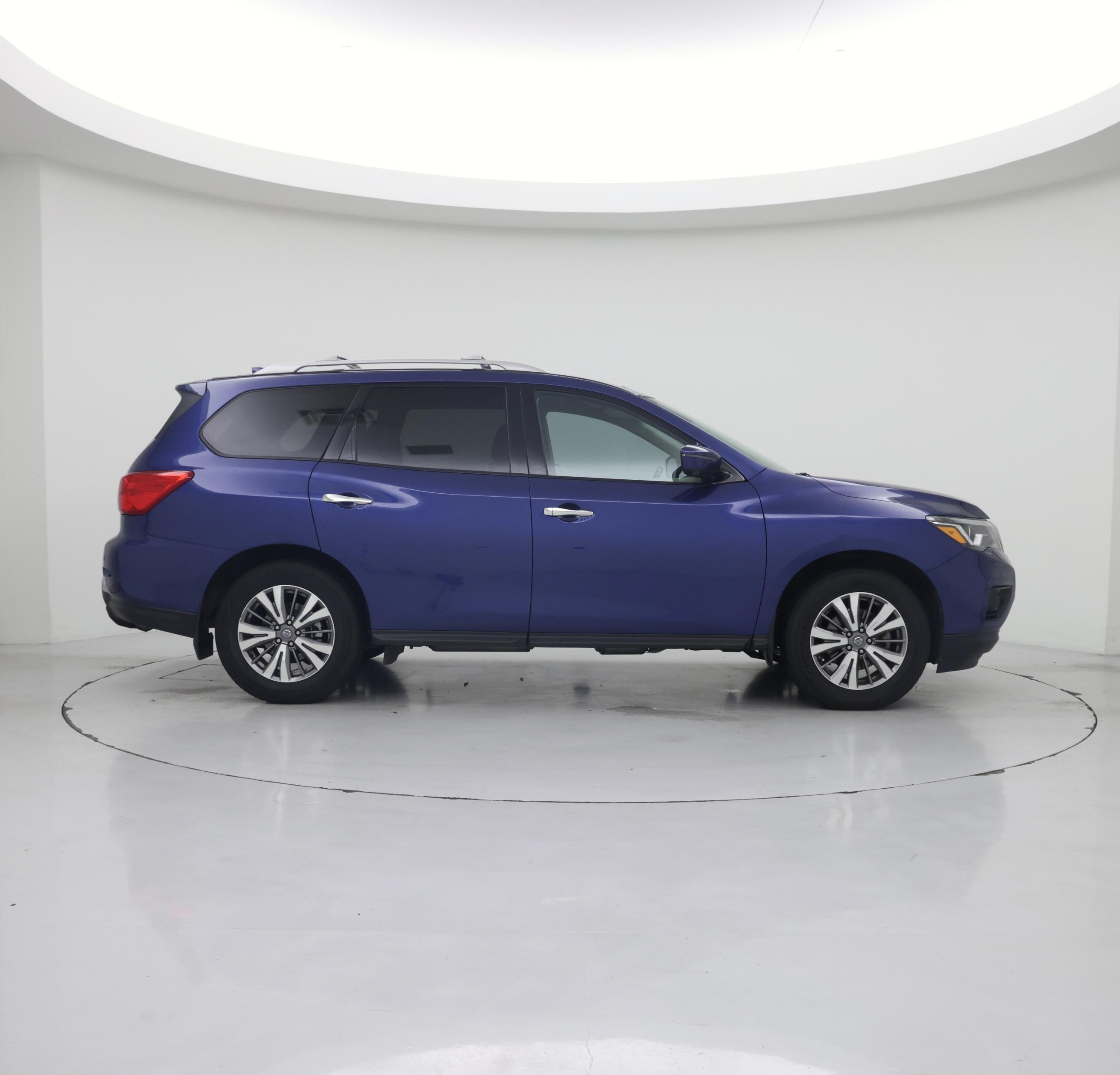 Thumbnail: 2019 Nissan Pathfinder - 7