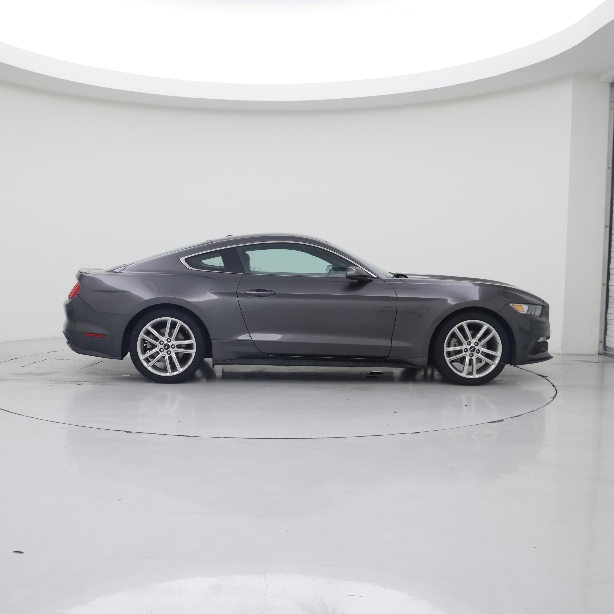 Thumbnail: 2017 Ford Mustang - 7