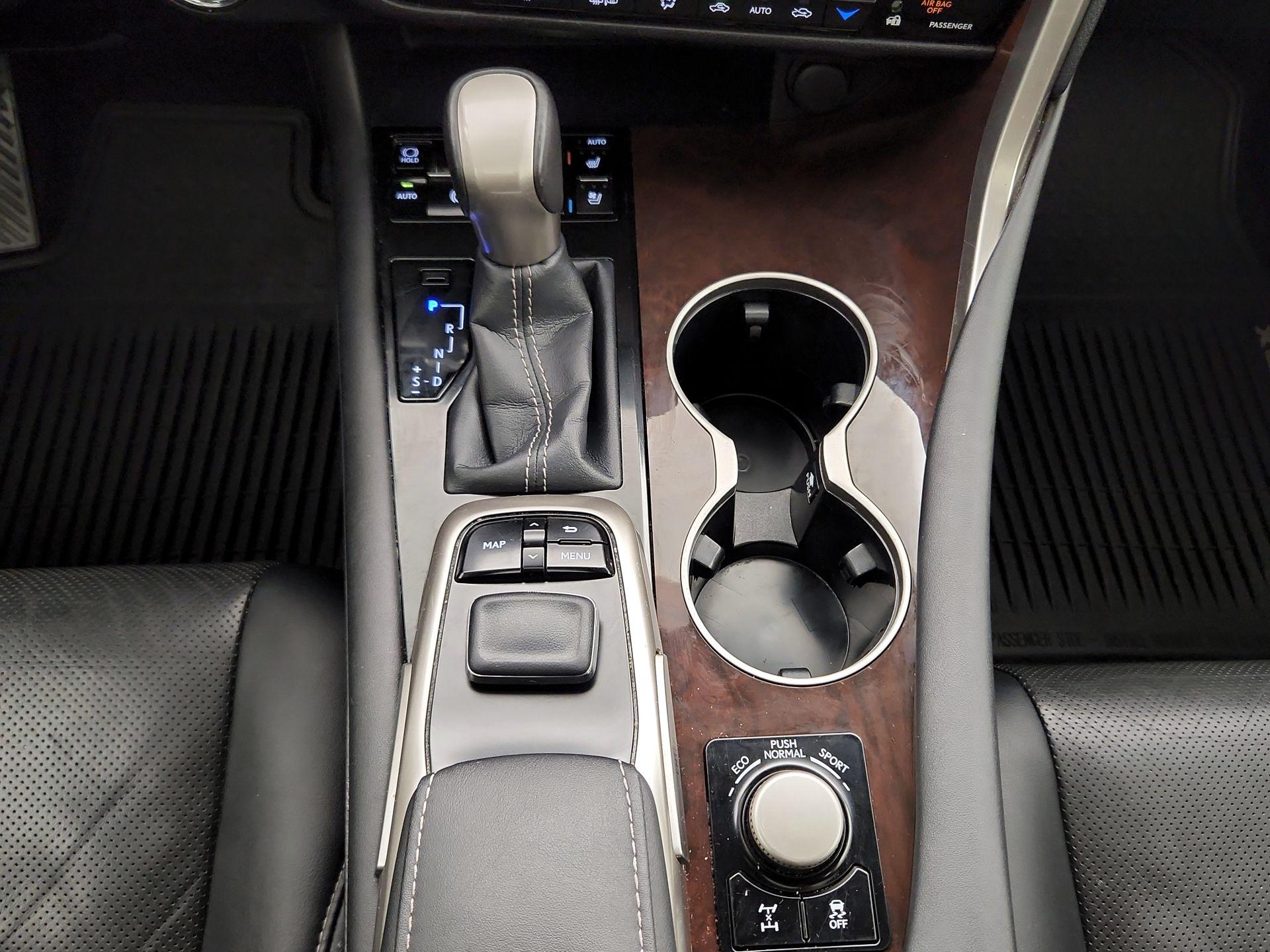 Thumbnail: 2016 Lexus RX - 18