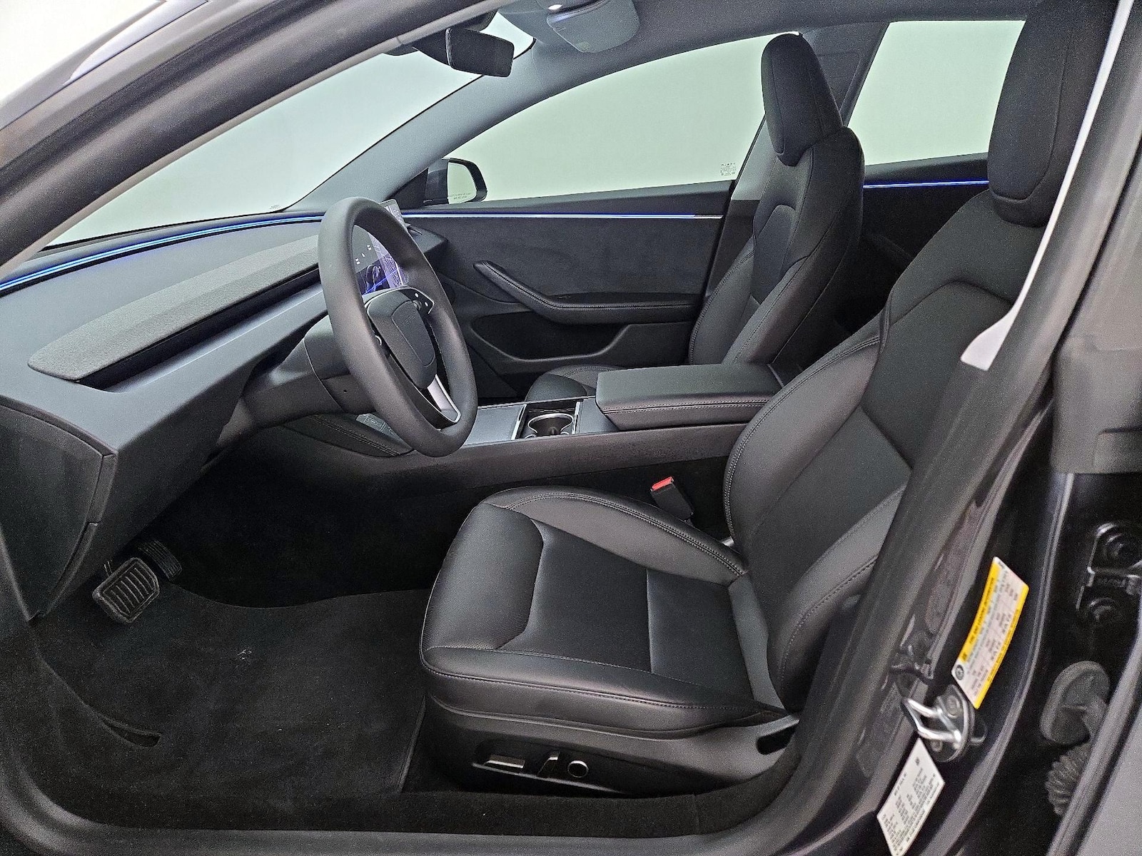 2025 Tesla Model 3 Long Range - Photo 12