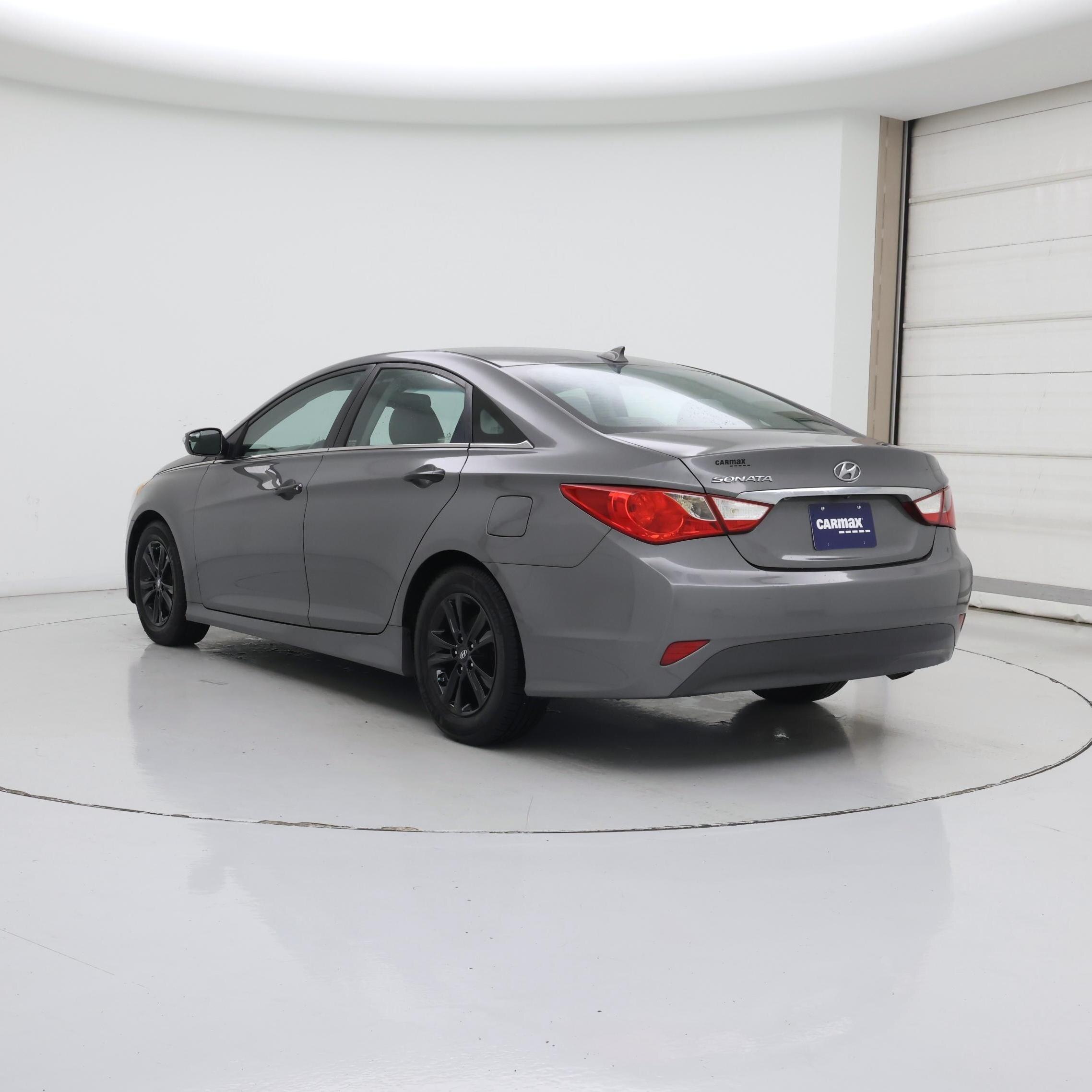 Thumbnail: 2014 Hyundai Sonata - 2