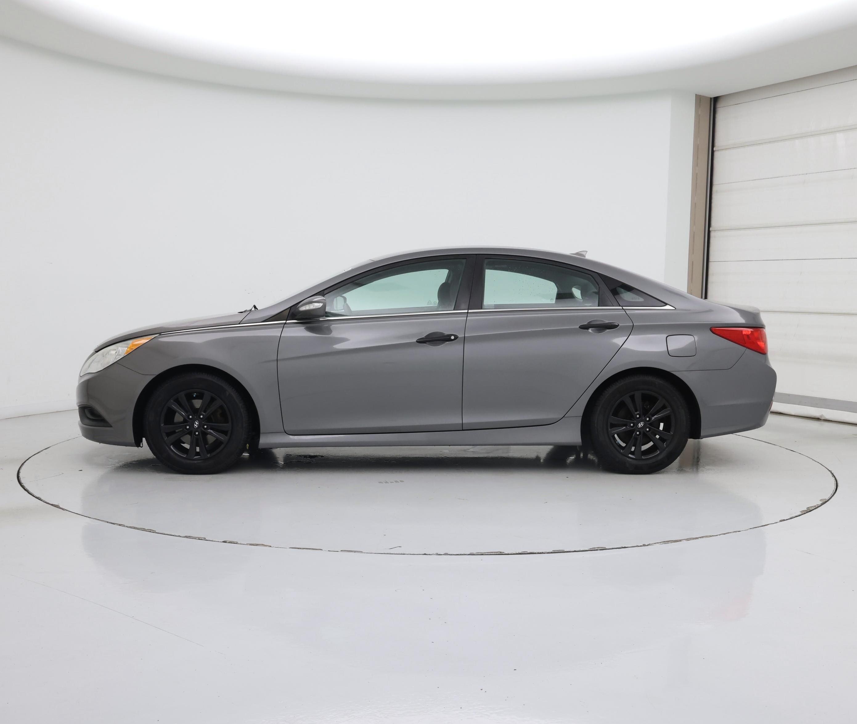 Thumbnail: 2014 Hyundai Sonata - 3