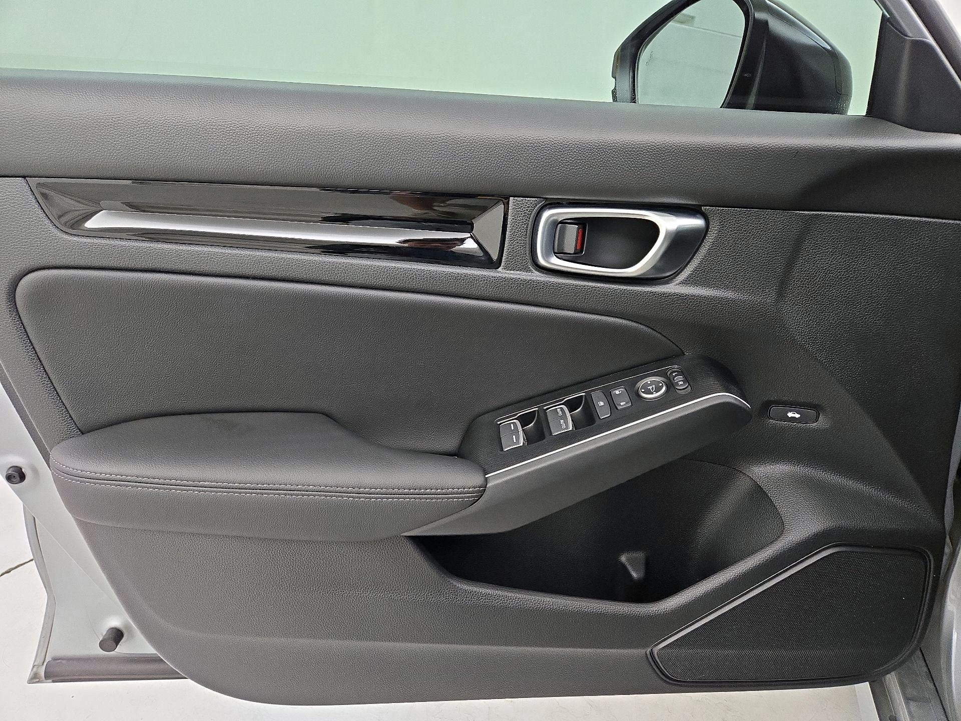 Thumbnail: 2025 Honda Civic - 12