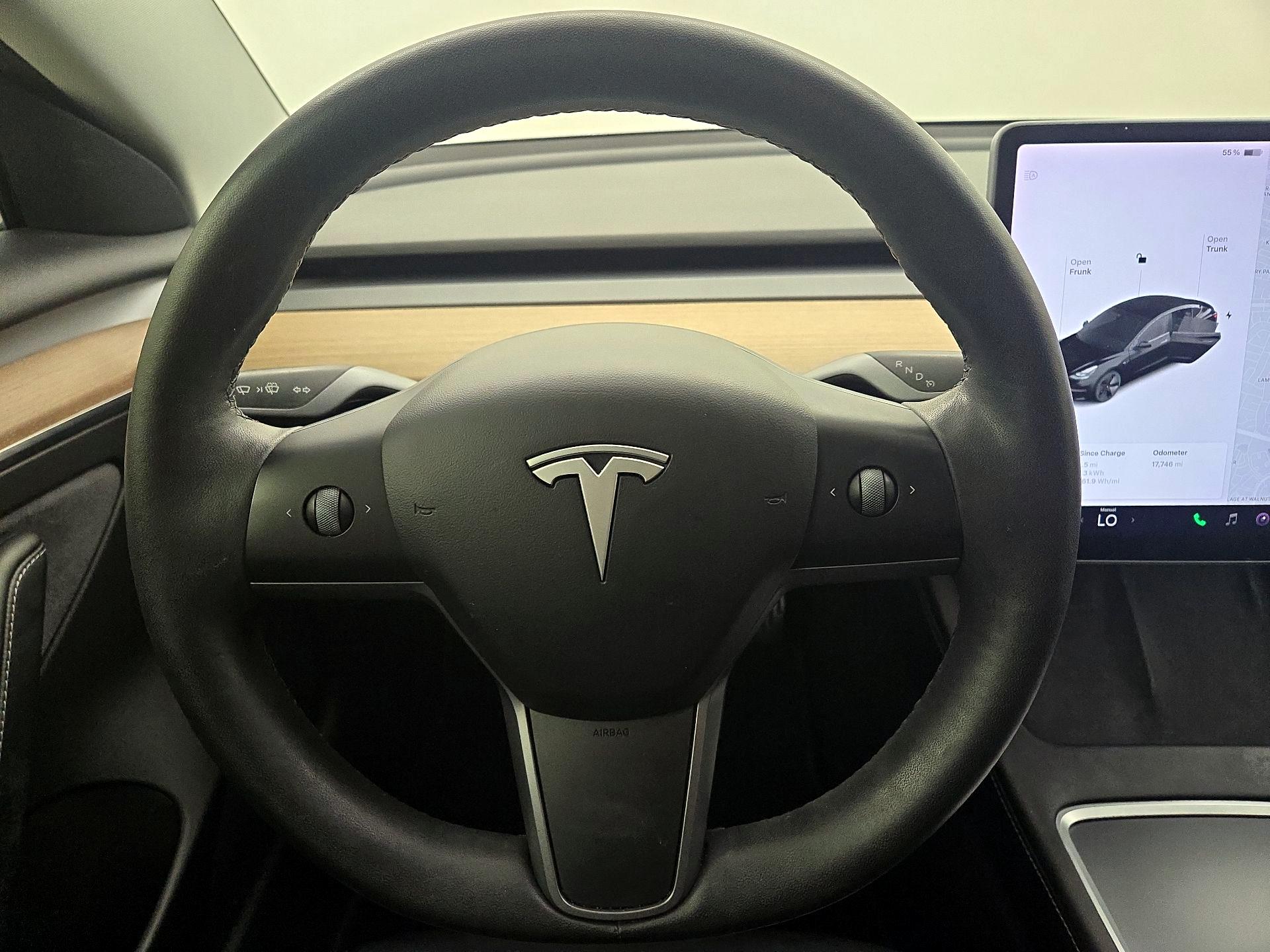 Thumbnail: 2022 Tesla Model 3 - 10