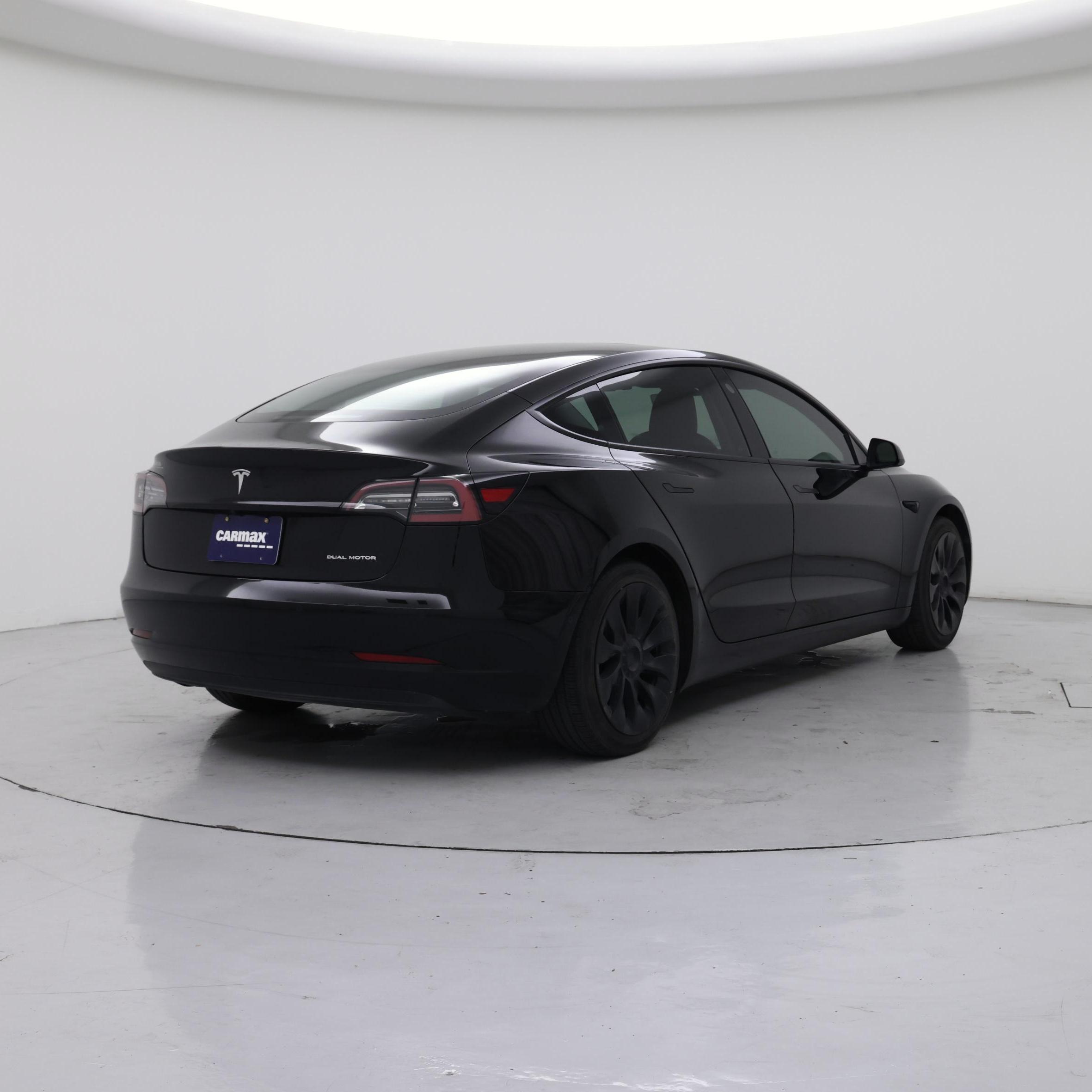 Thumbnail: 2022 Tesla Model 3 - 8