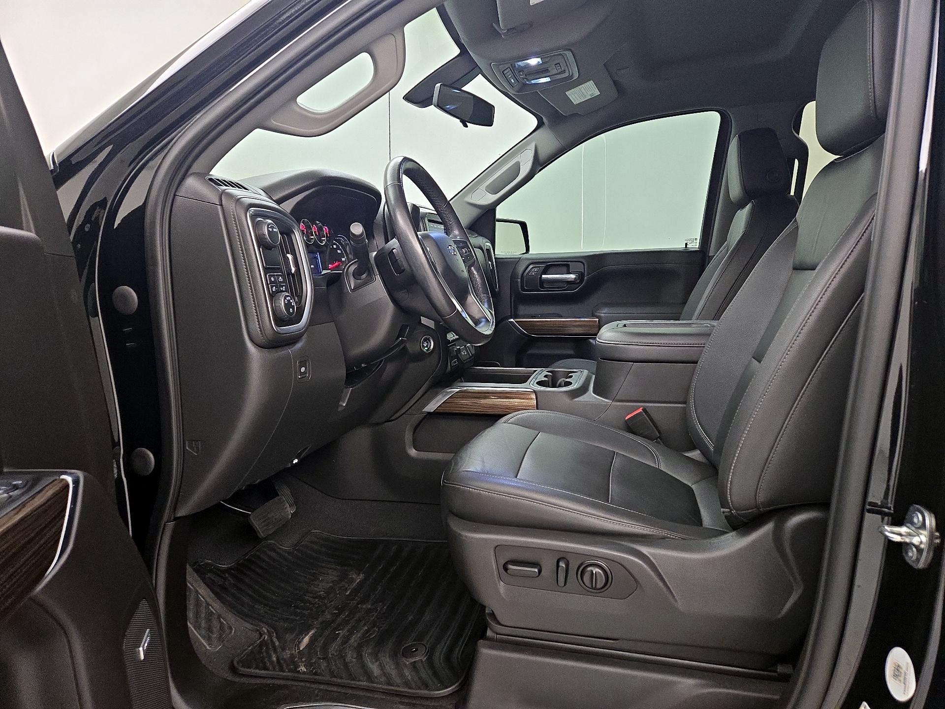 Thumbnail: 2021 Chevrolet Silverado 1500 - 11