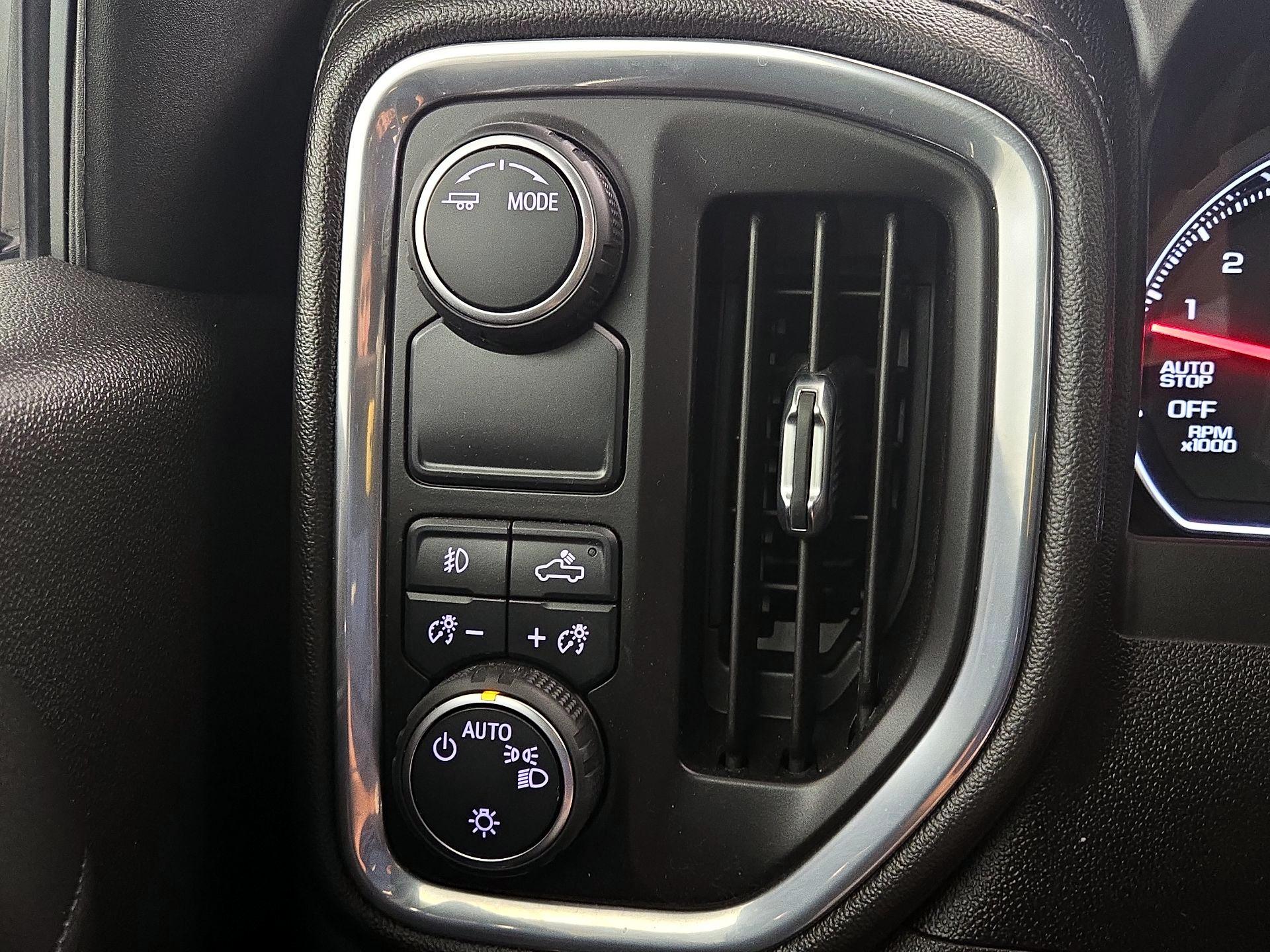 Thumbnail: 2021 Chevrolet Silverado 1500 - 13