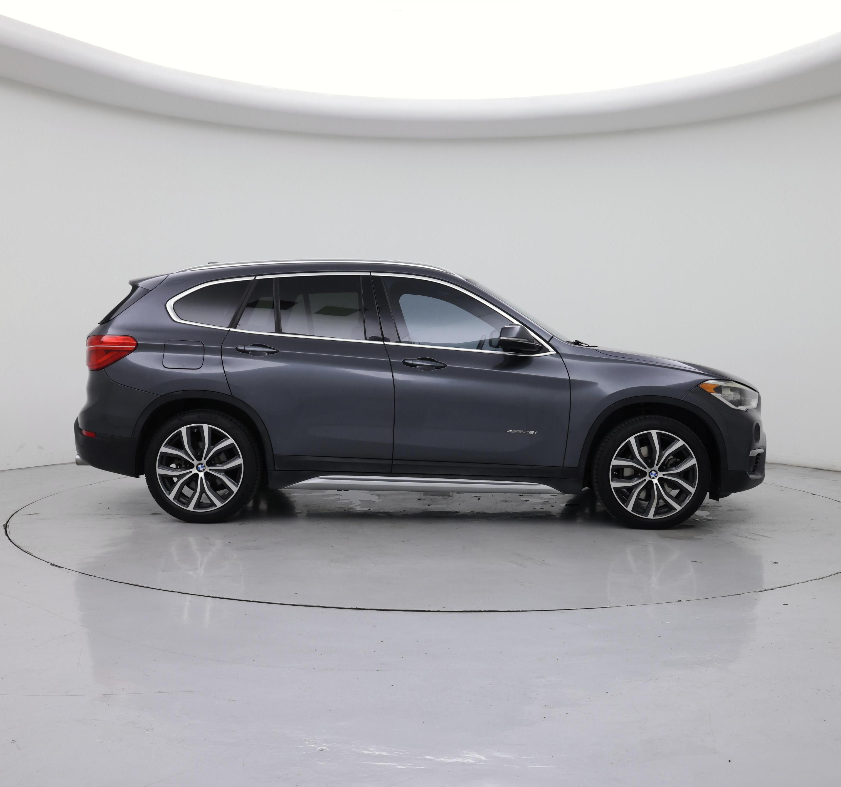 Thumbnail: 2016 BMW X1 - 7