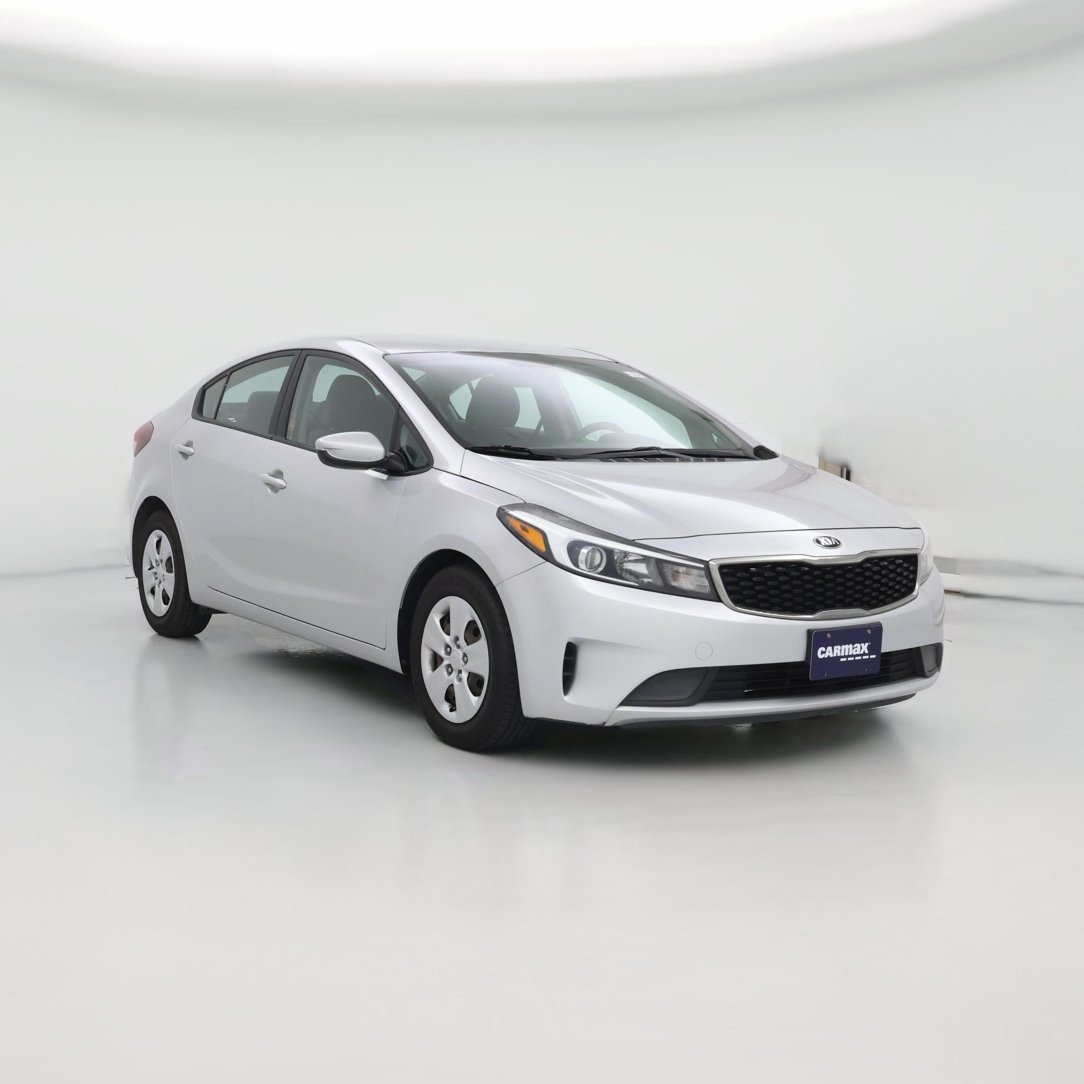 Thumbnail: 2017 Kia Forte - 1