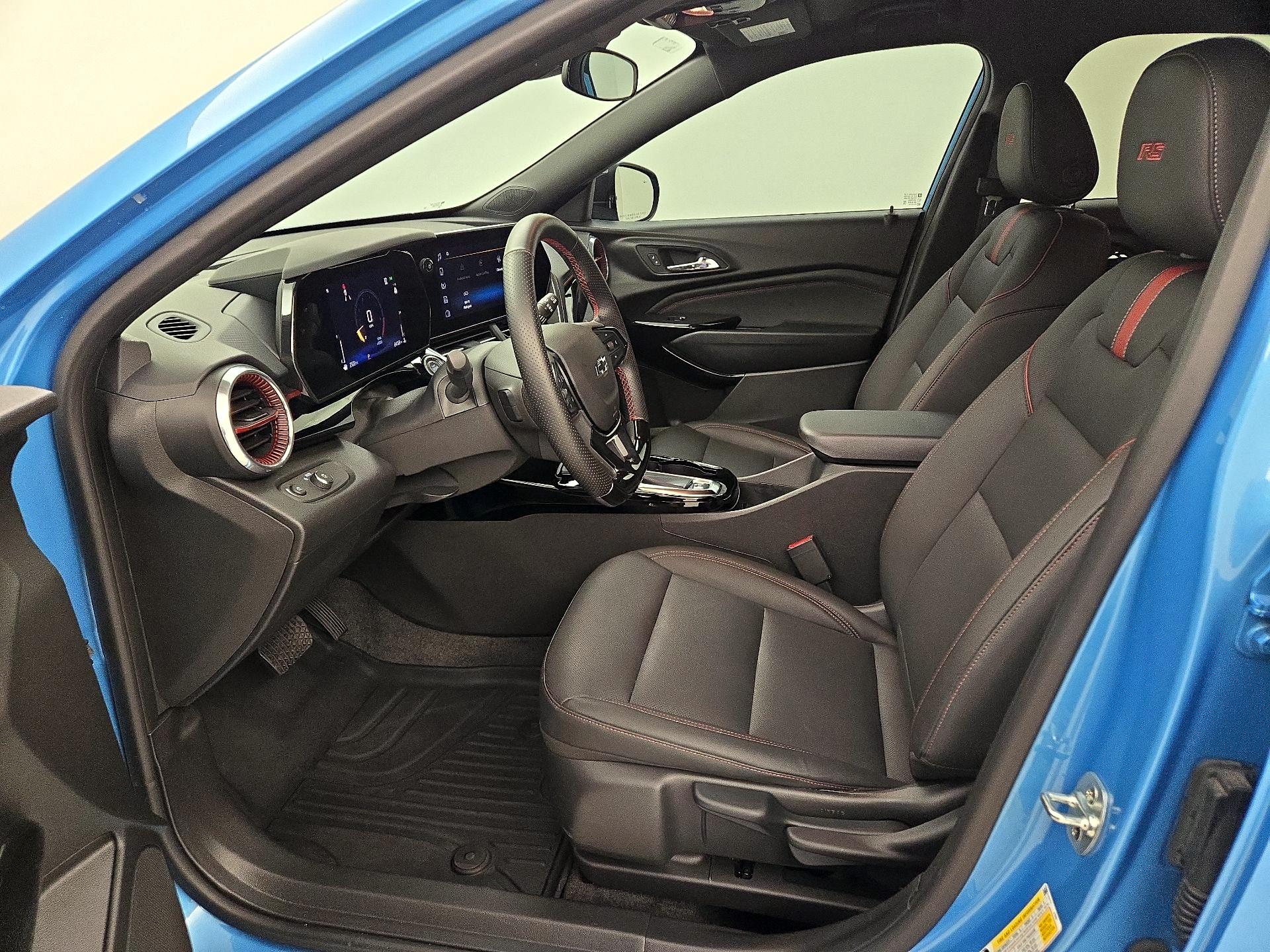 Thumbnail: 2025 Chevrolet Trax - 11