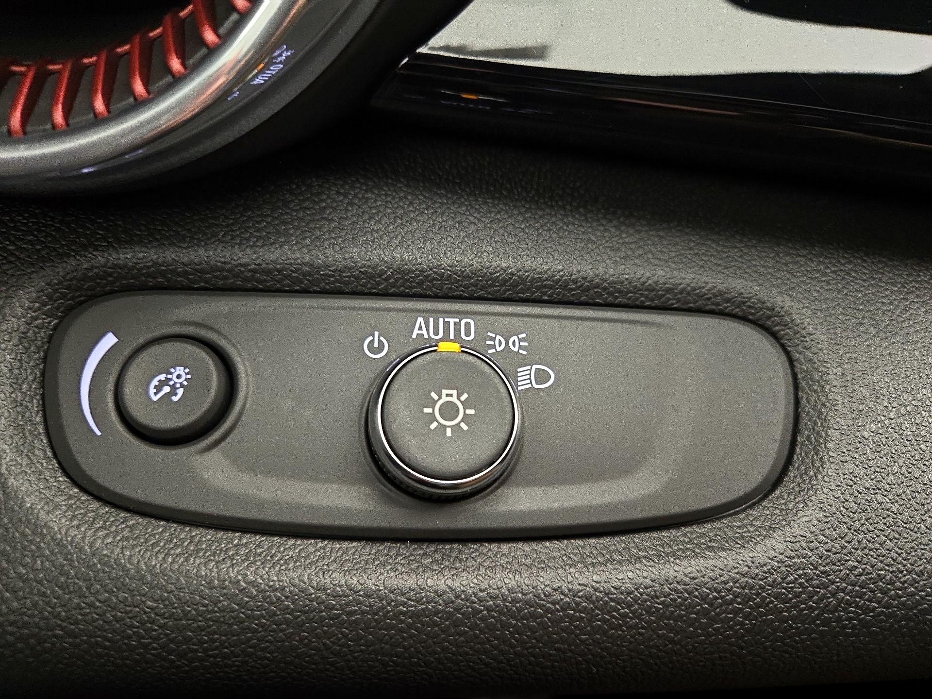 Thumbnail: 2025 Chevrolet Trax - 13