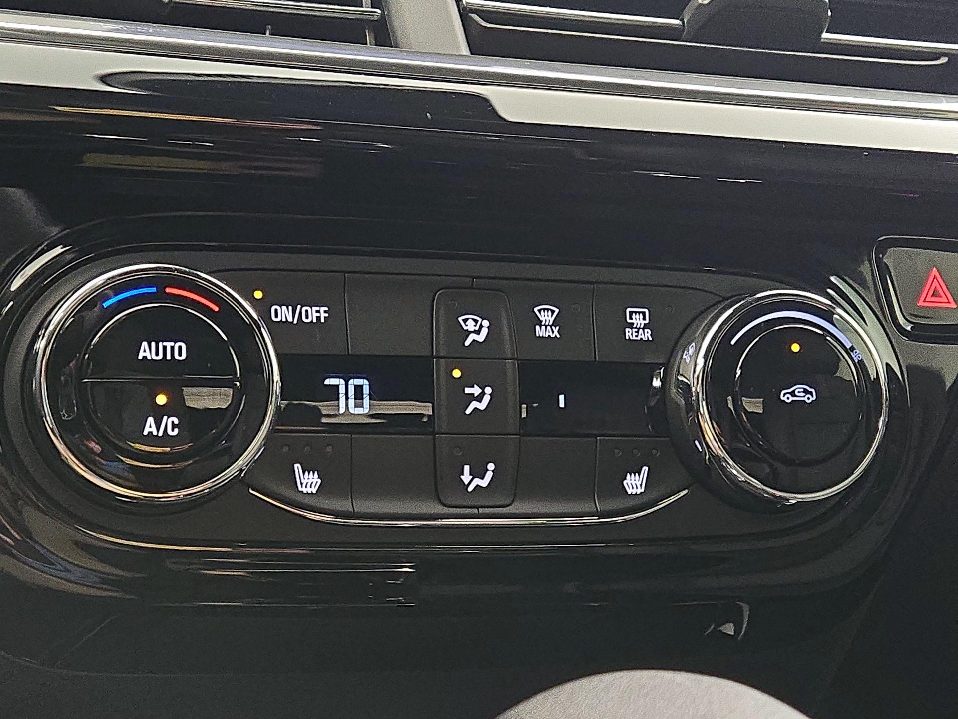 Thumbnail: 2025 Chevrolet Trax - 16