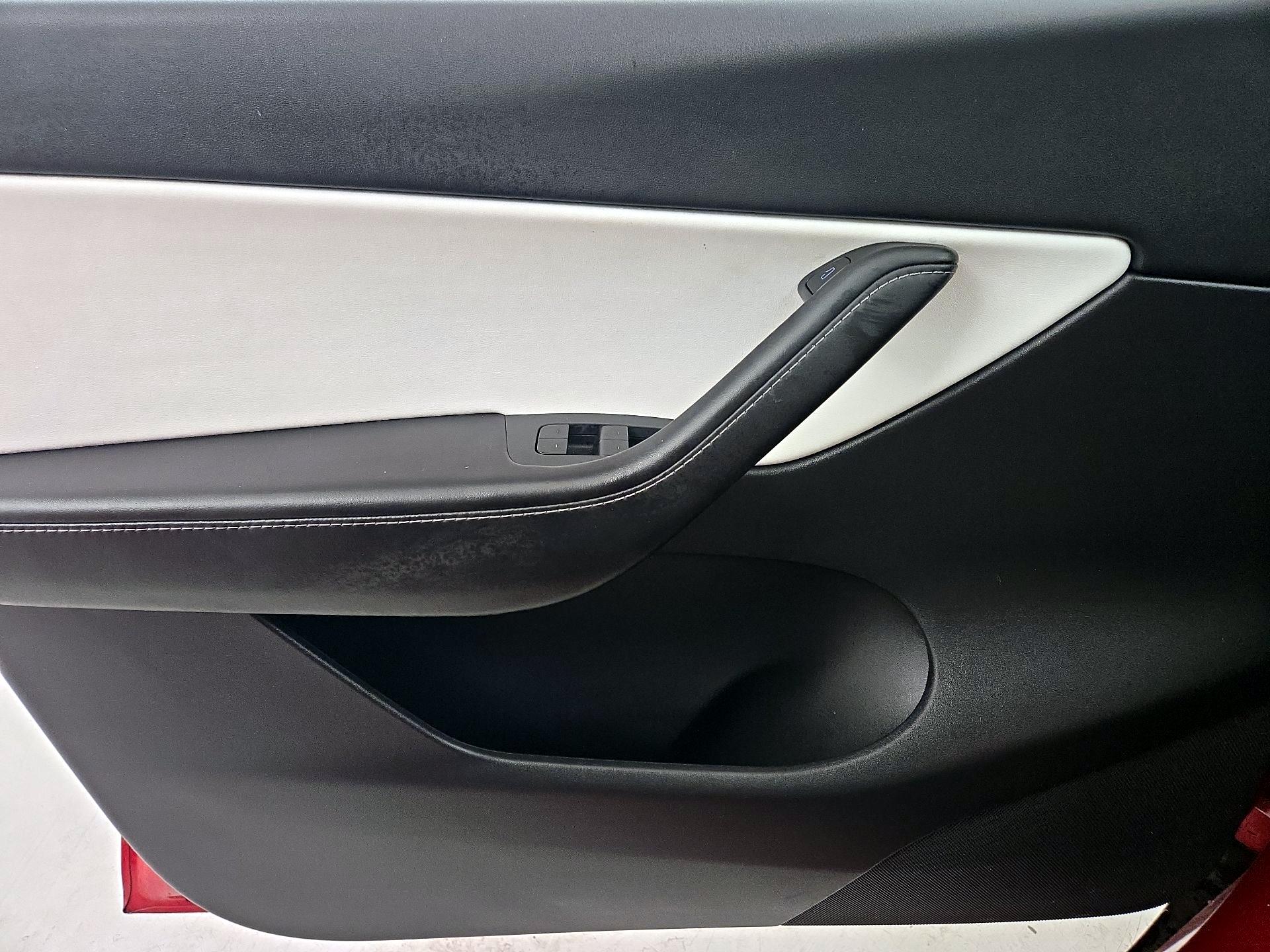 Thumbnail: 2021 Tesla Model Y - 12