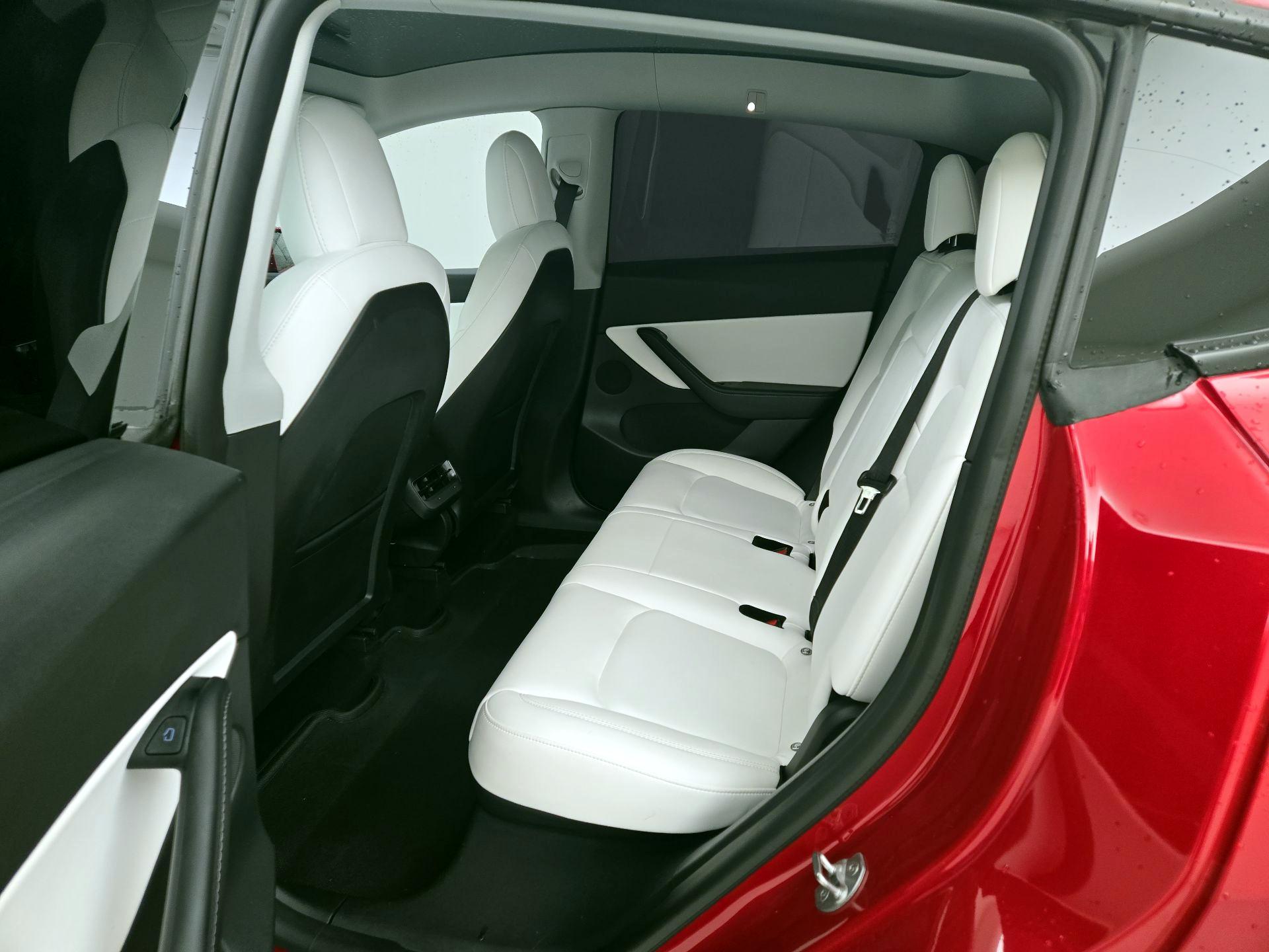 Thumbnail: 2021 Tesla Model Y - 19