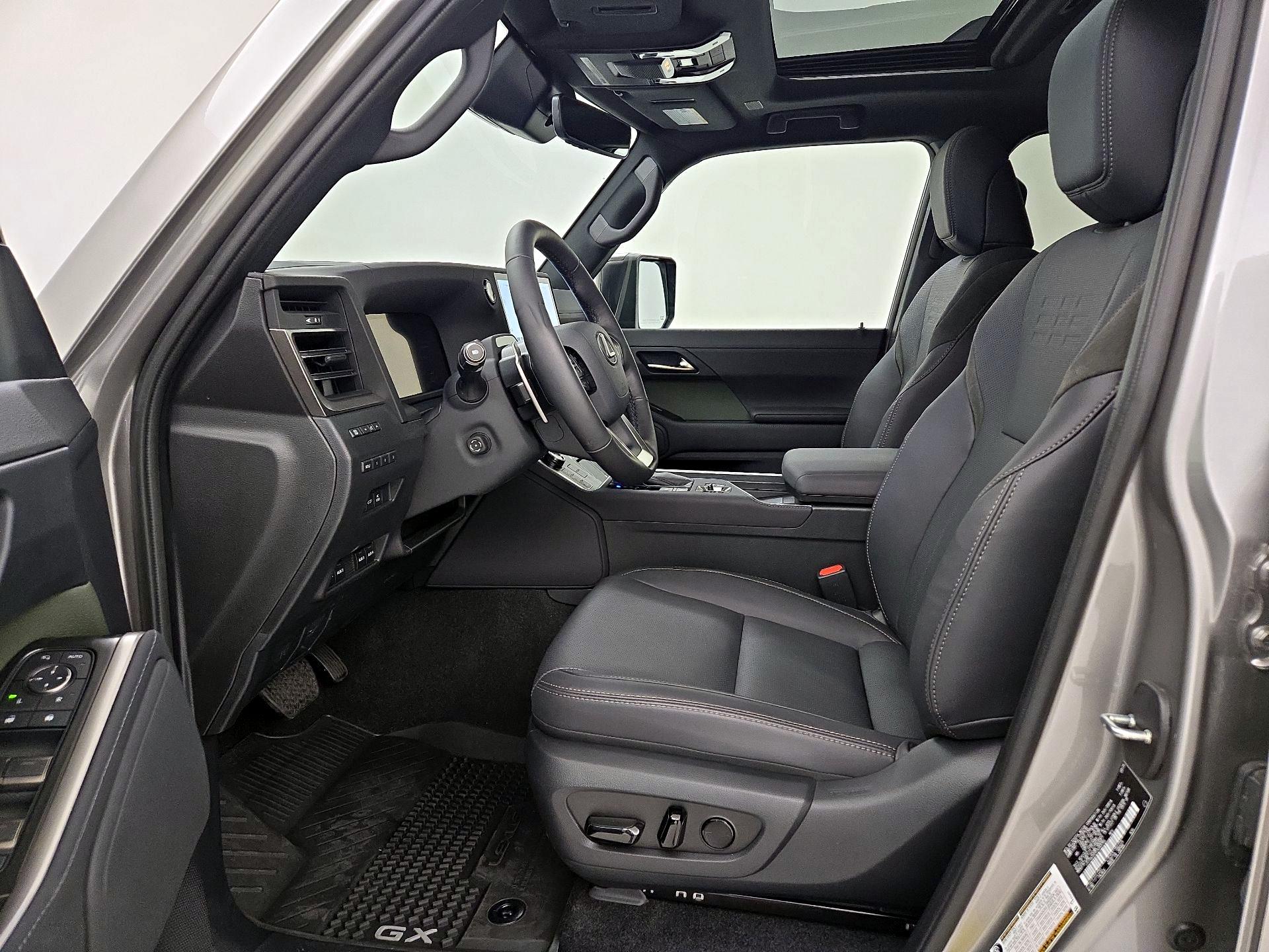 Thumbnail: 2025 Lexus GX - 11