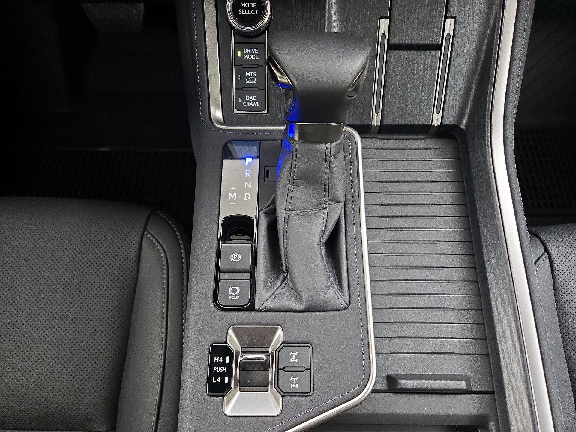 Thumbnail: 2025 Lexus GX - 17