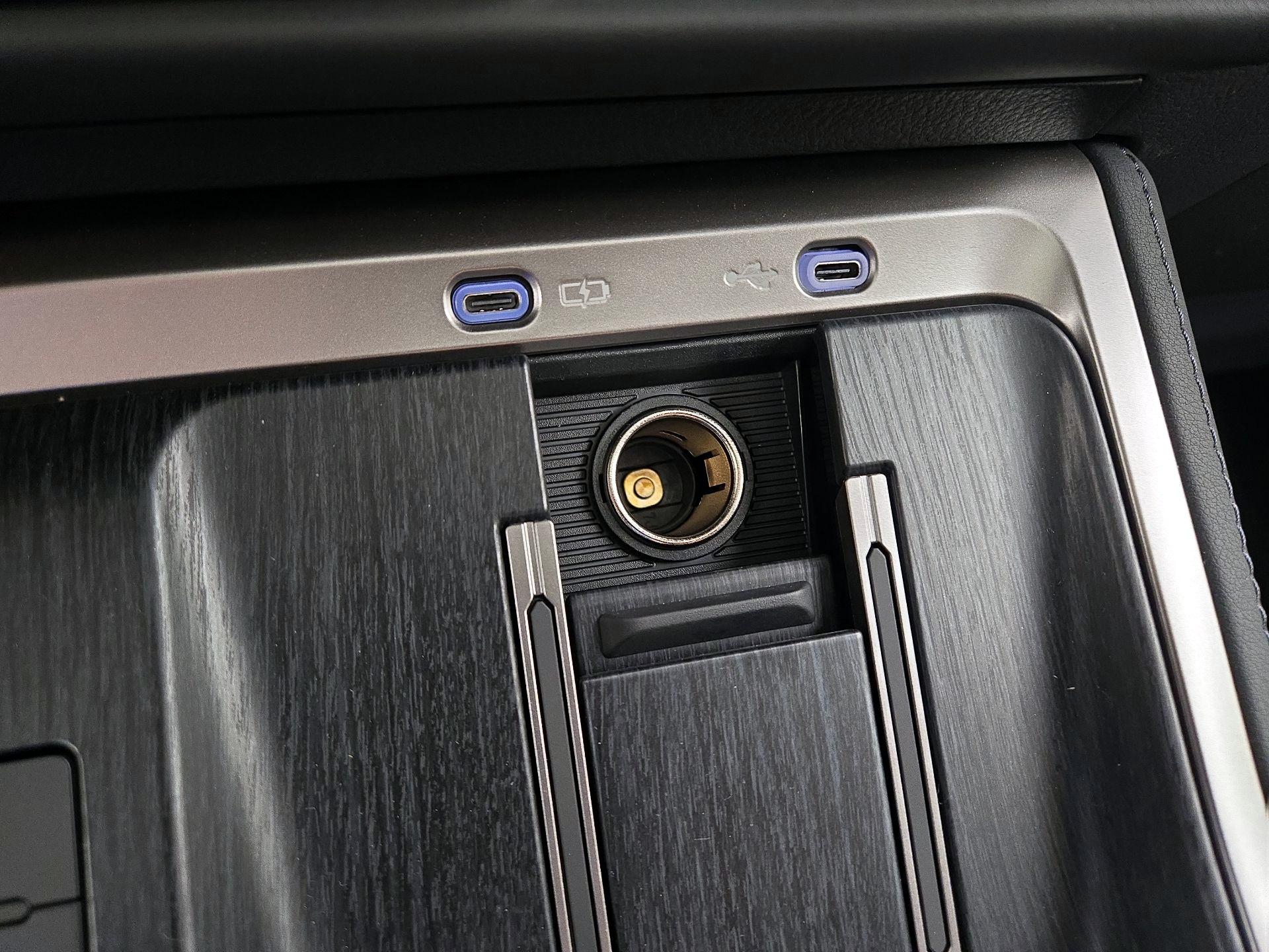 Thumbnail: 2025 Lexus GX - 18