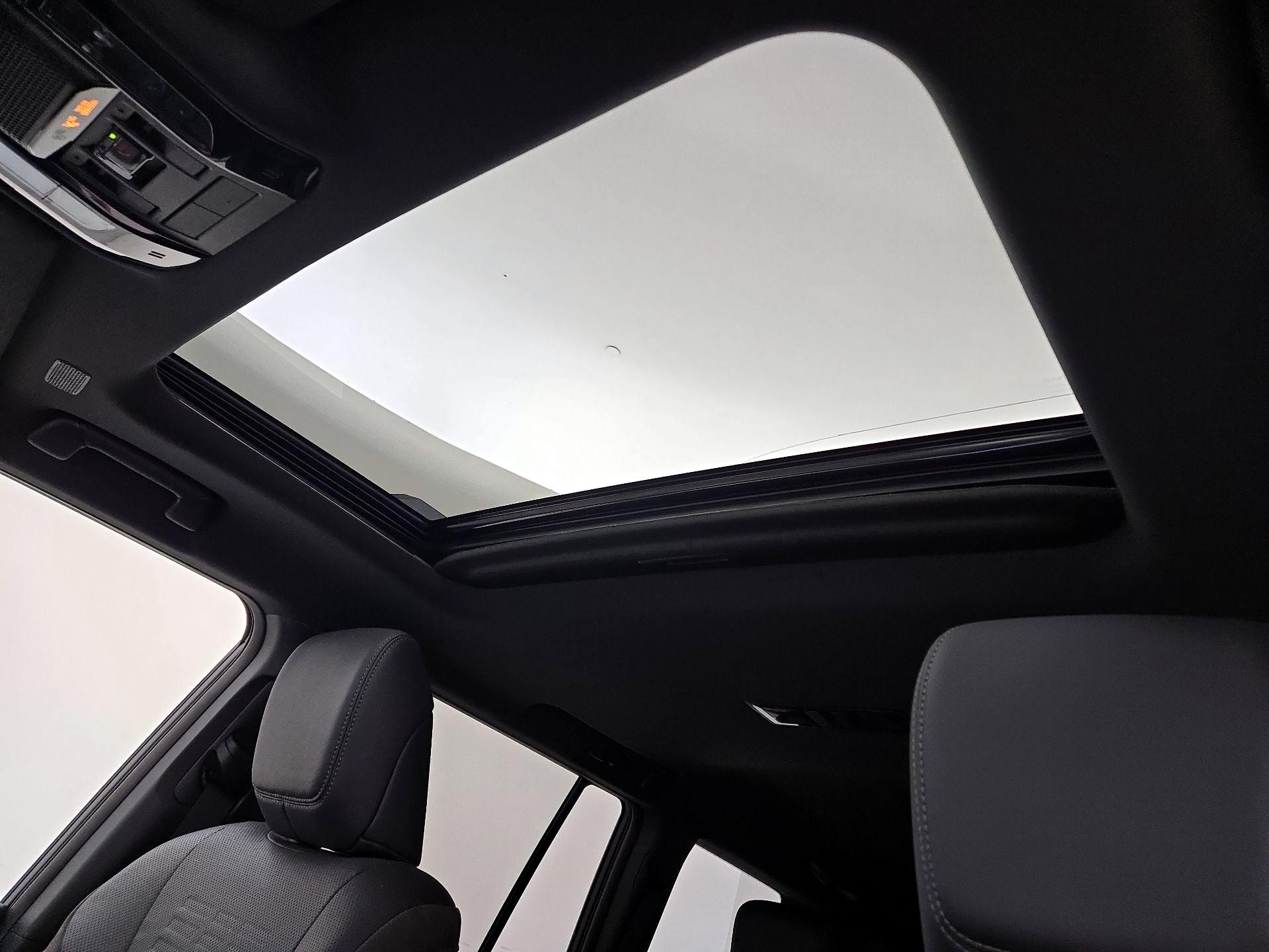 Thumbnail: 2025 Lexus GX - 19