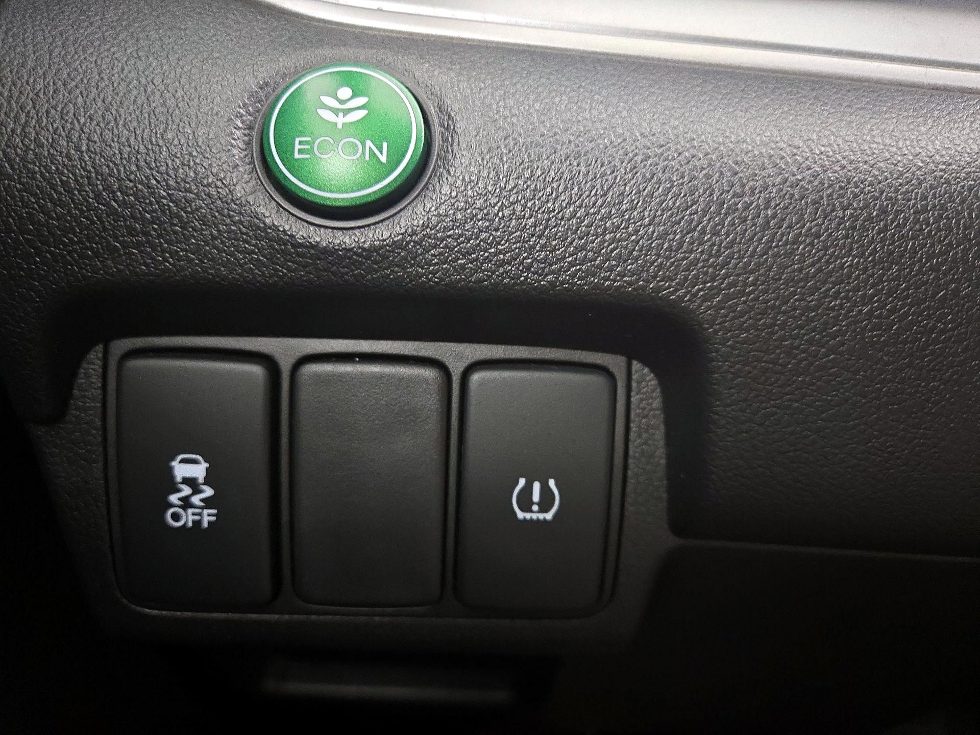 Thumbnail: 2016 Honda CR-V - 13