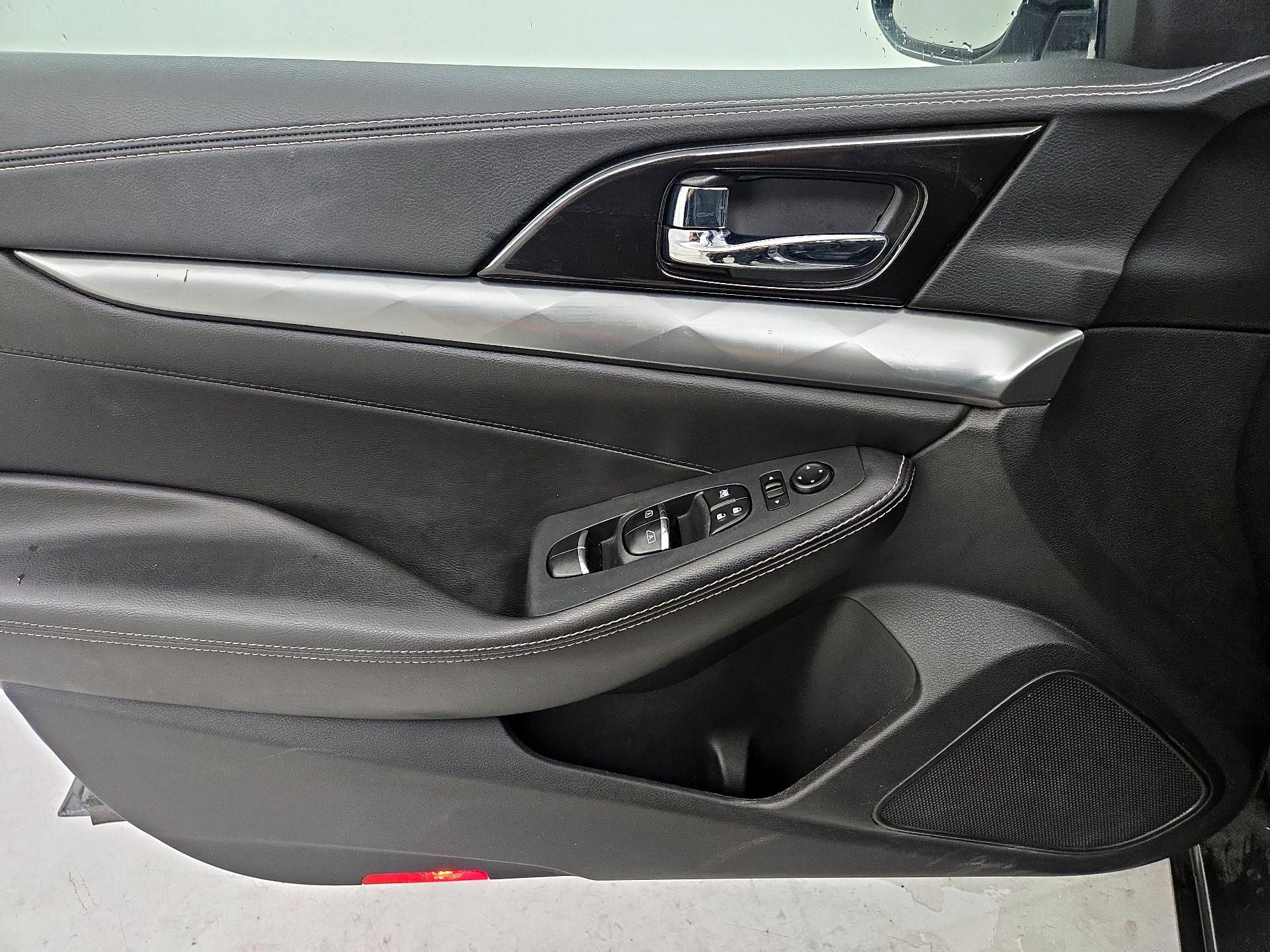 Thumbnail: 2019 Nissan Maxima - 12