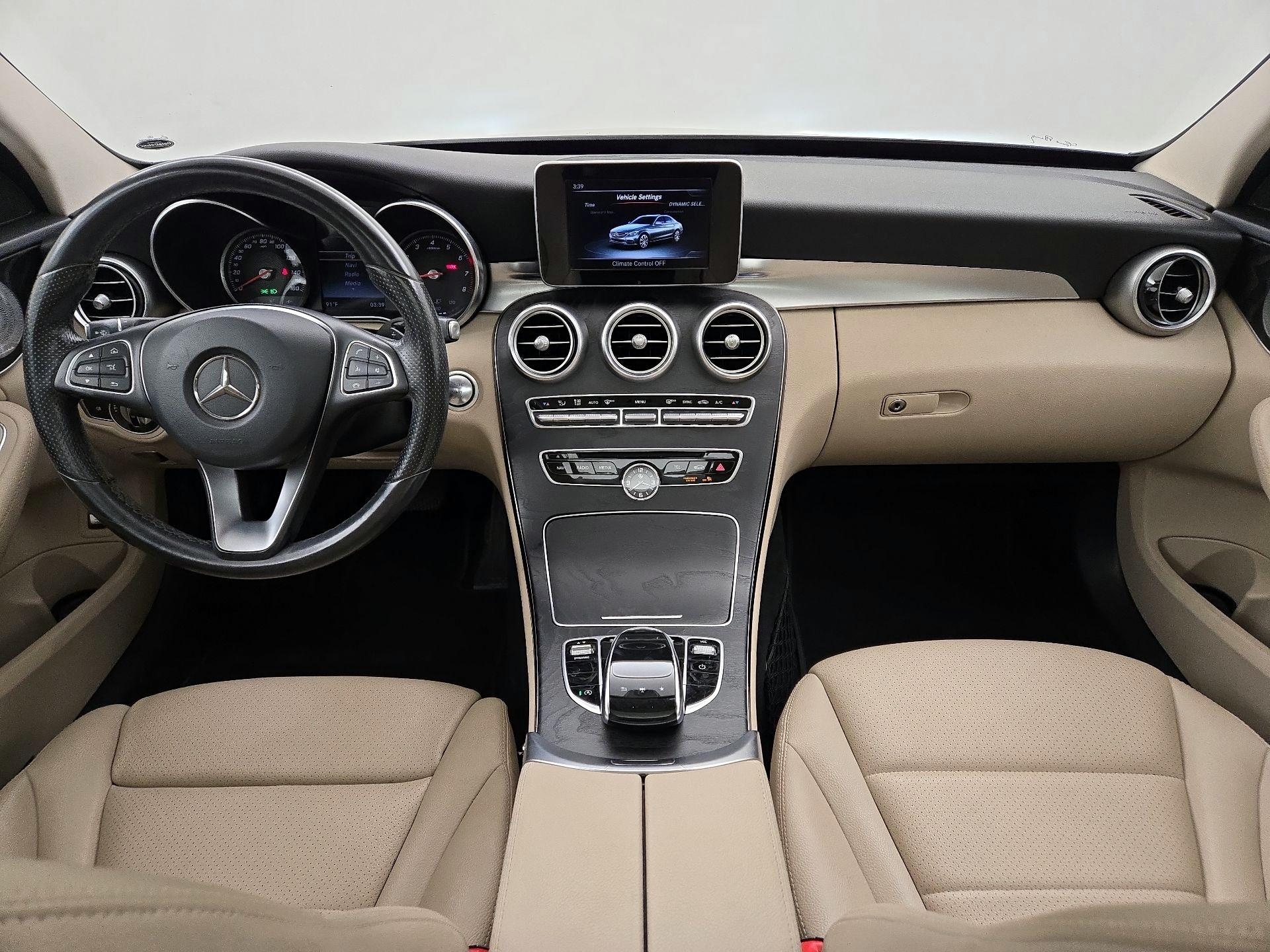 Thumbnail: 2016 Mercedes-Benz C-Class - 9