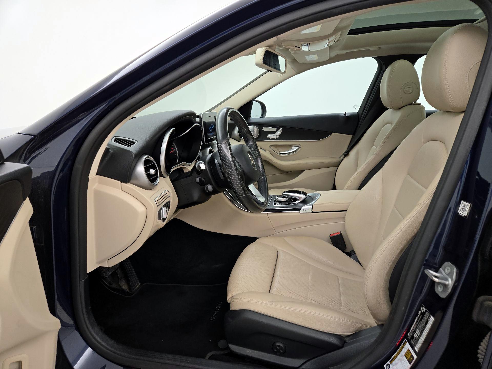 Thumbnail: 2016 Mercedes-Benz C-Class - 11