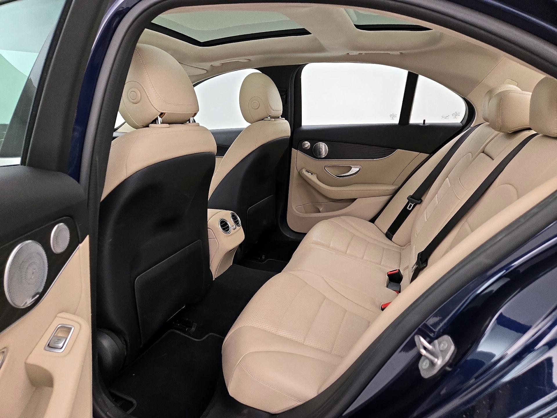 Thumbnail: 2016 Mercedes-Benz C-Class - 20
