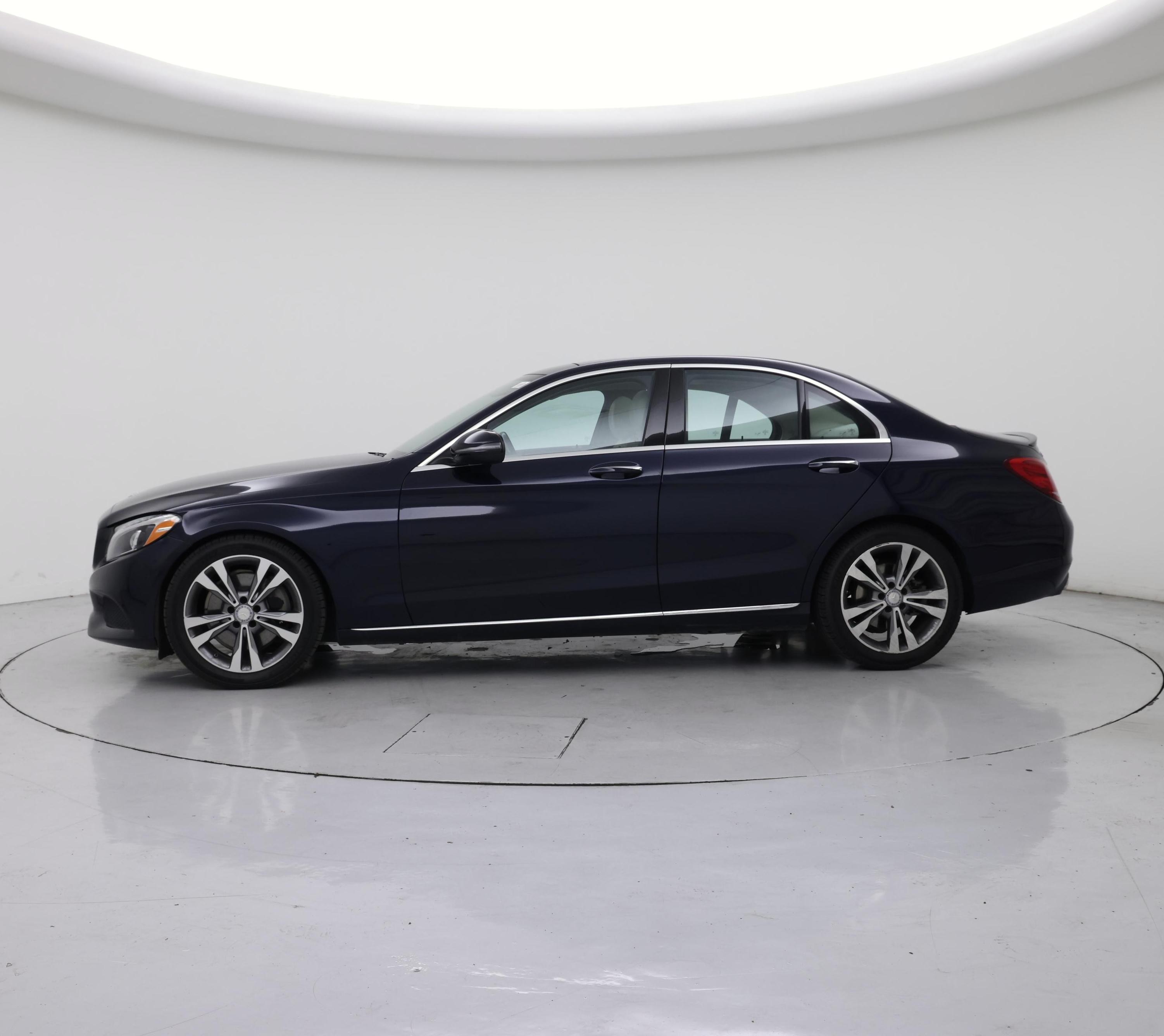 Thumbnail: 2016 Mercedes-Benz C-Class - 3