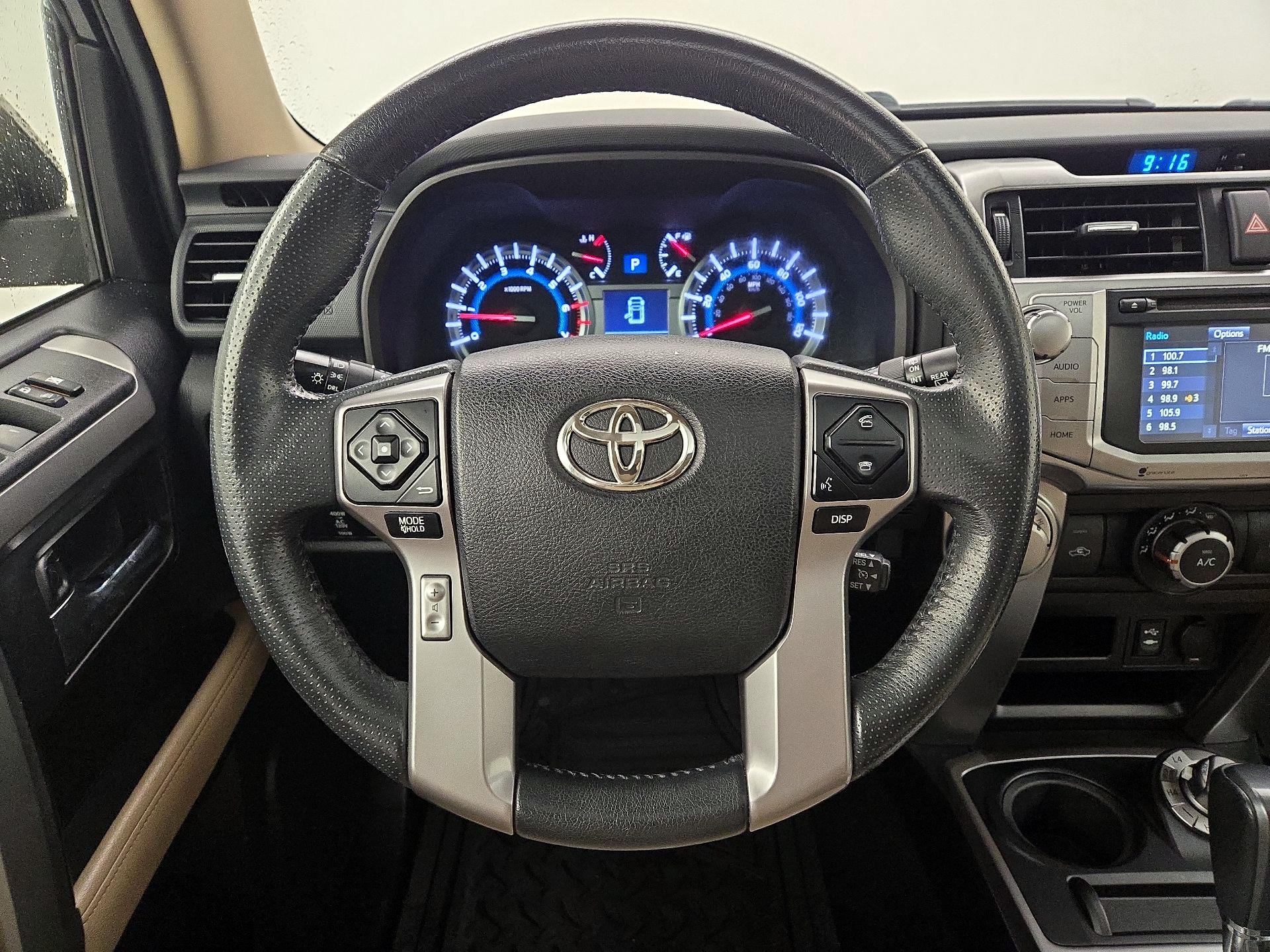 Thumbnail: 2014 Toyota 4Runner - 10