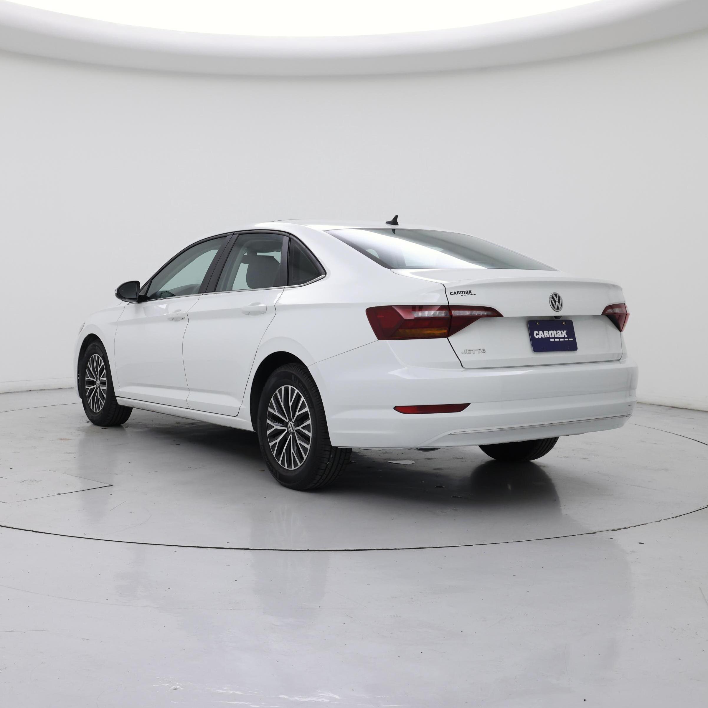 Thumbnail: 2019 Volkswagen Jetta - 2