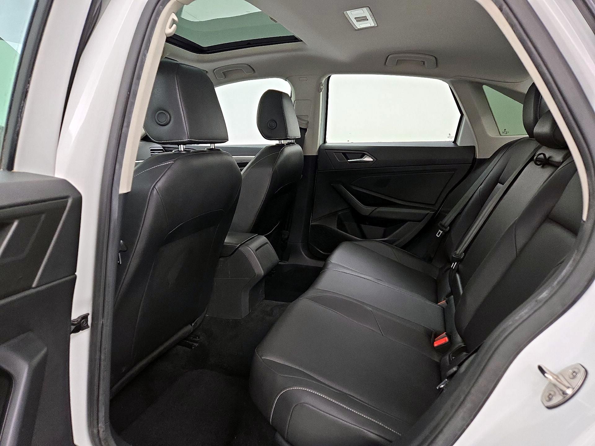 Thumbnail: 2019 Volkswagen Jetta - 20