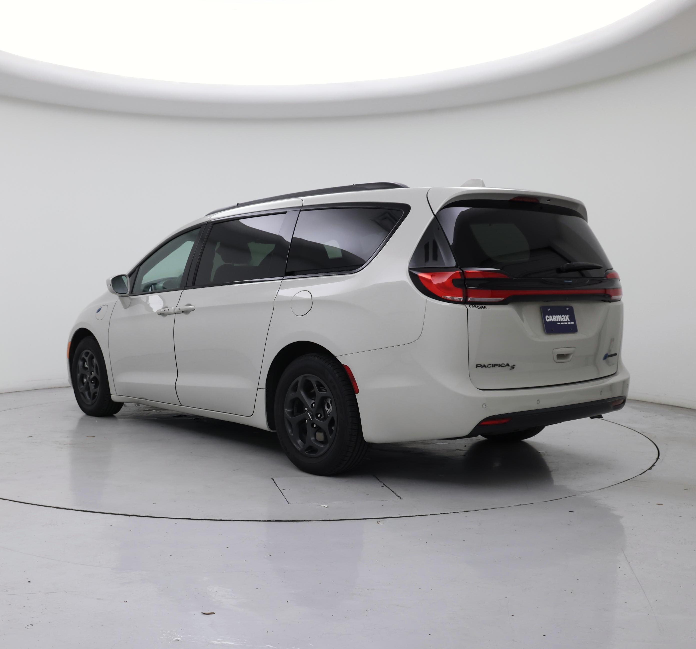 Thumbnail: 2021 Chrysler Pacifica - 2