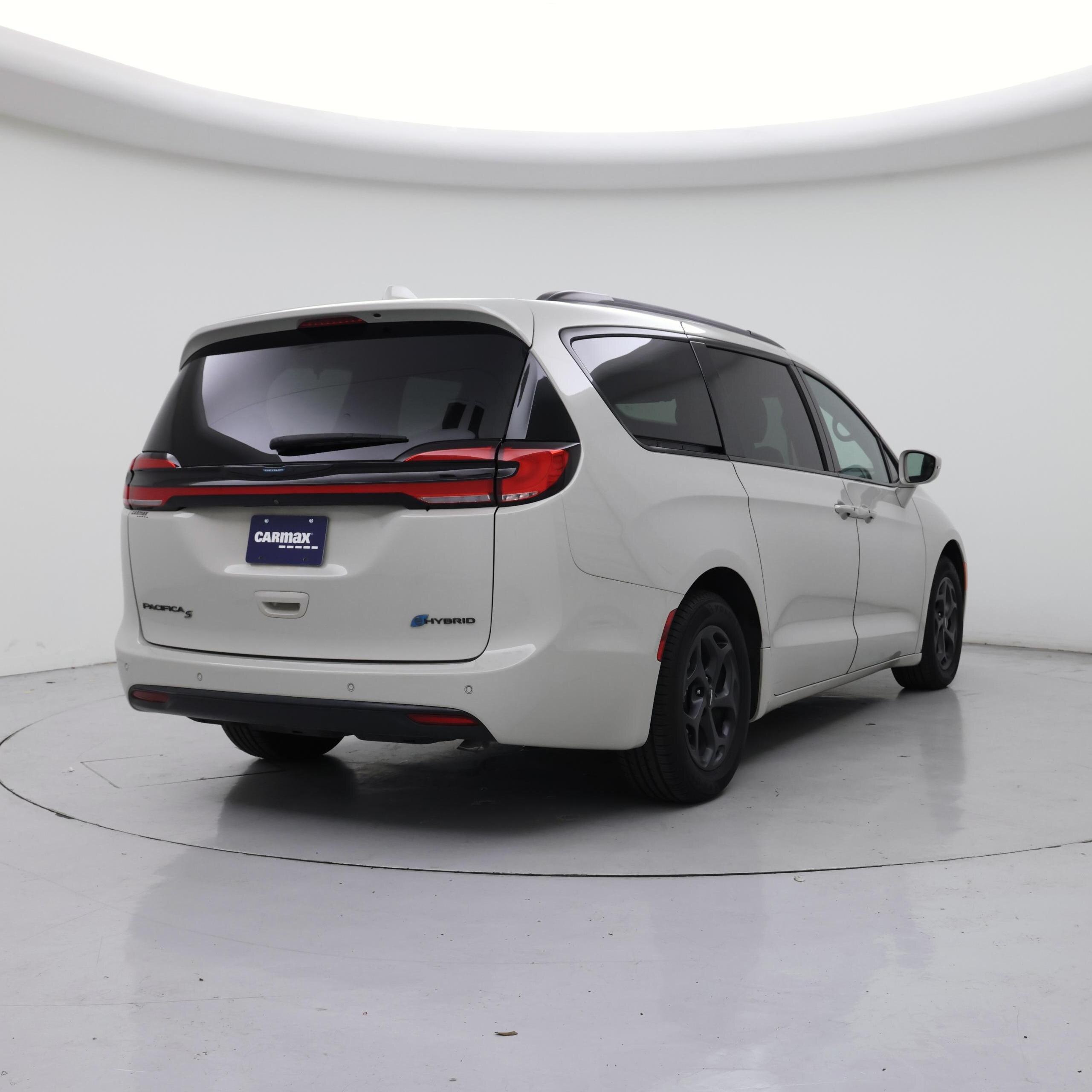 Thumbnail: 2021 Chrysler Pacifica - 8
