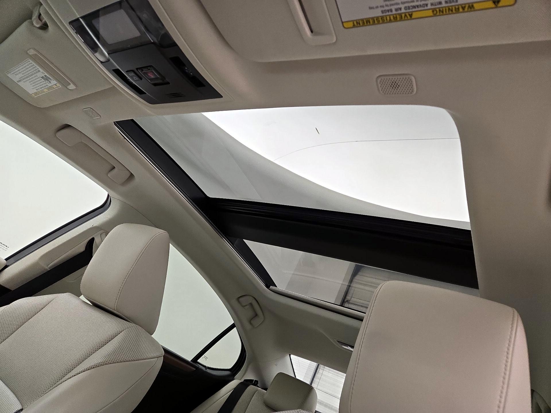 Thumbnail: 2023 Lexus ES - 19