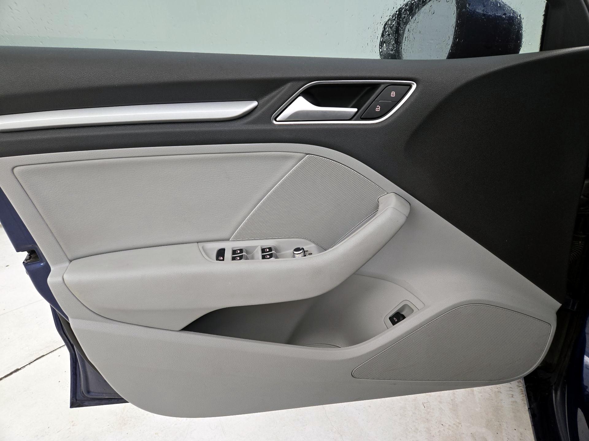 Thumbnail: 2016 Audi A3 - 12