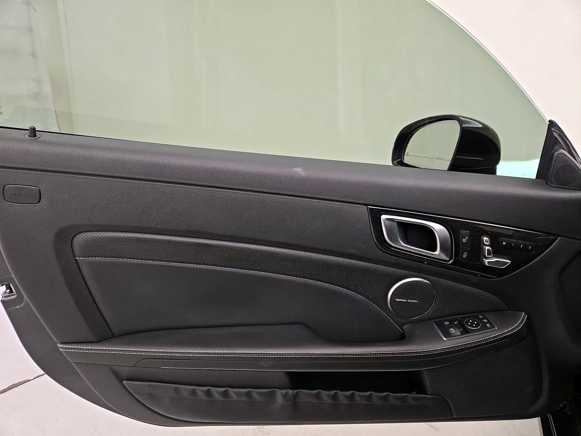 Thumbnail: 2019 Mercedes-Benz SL-Class - 12