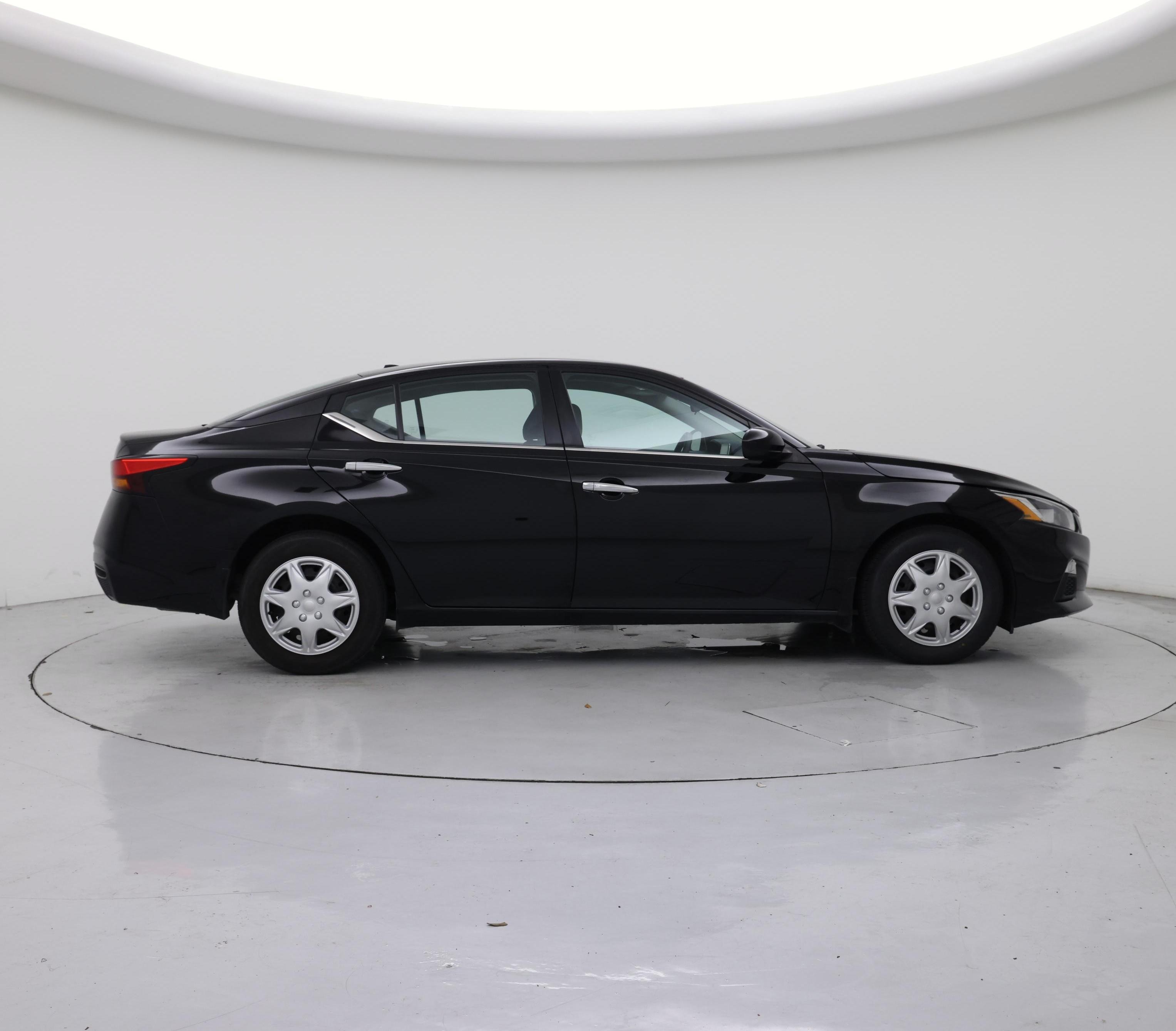 Thumbnail: 2020 Nissan Altima - 7